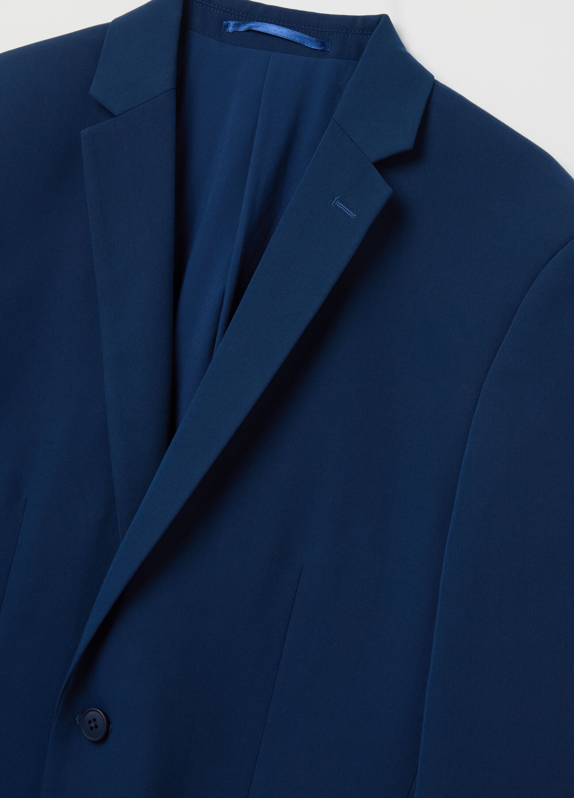 Slim-fit single-breasted blazer