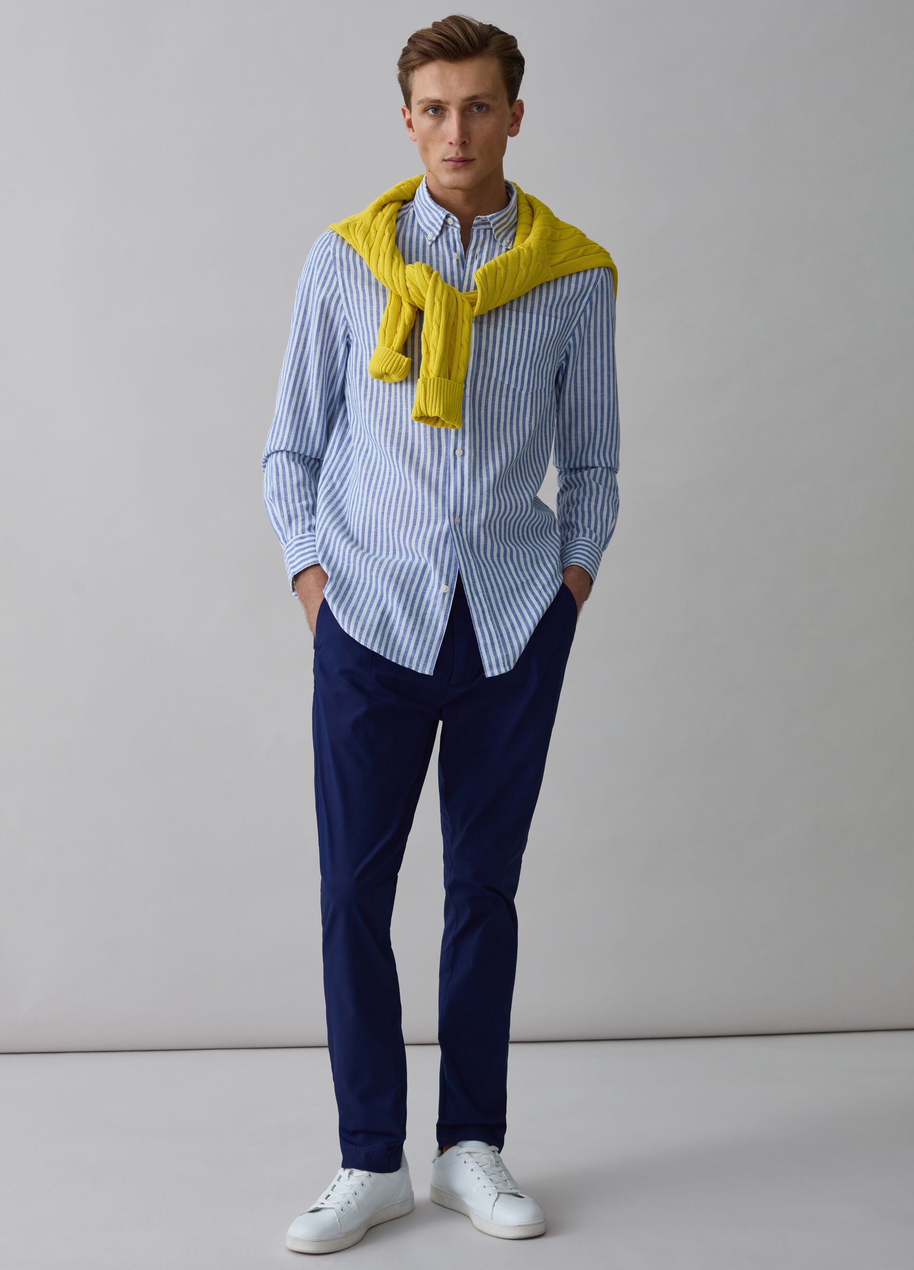 Chino trousers with ripstop weave_0