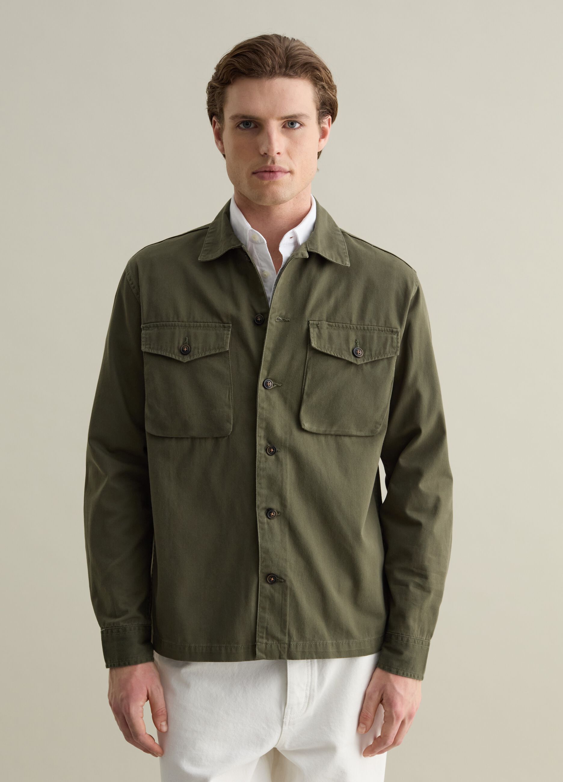 Solid colour shacket in cotton