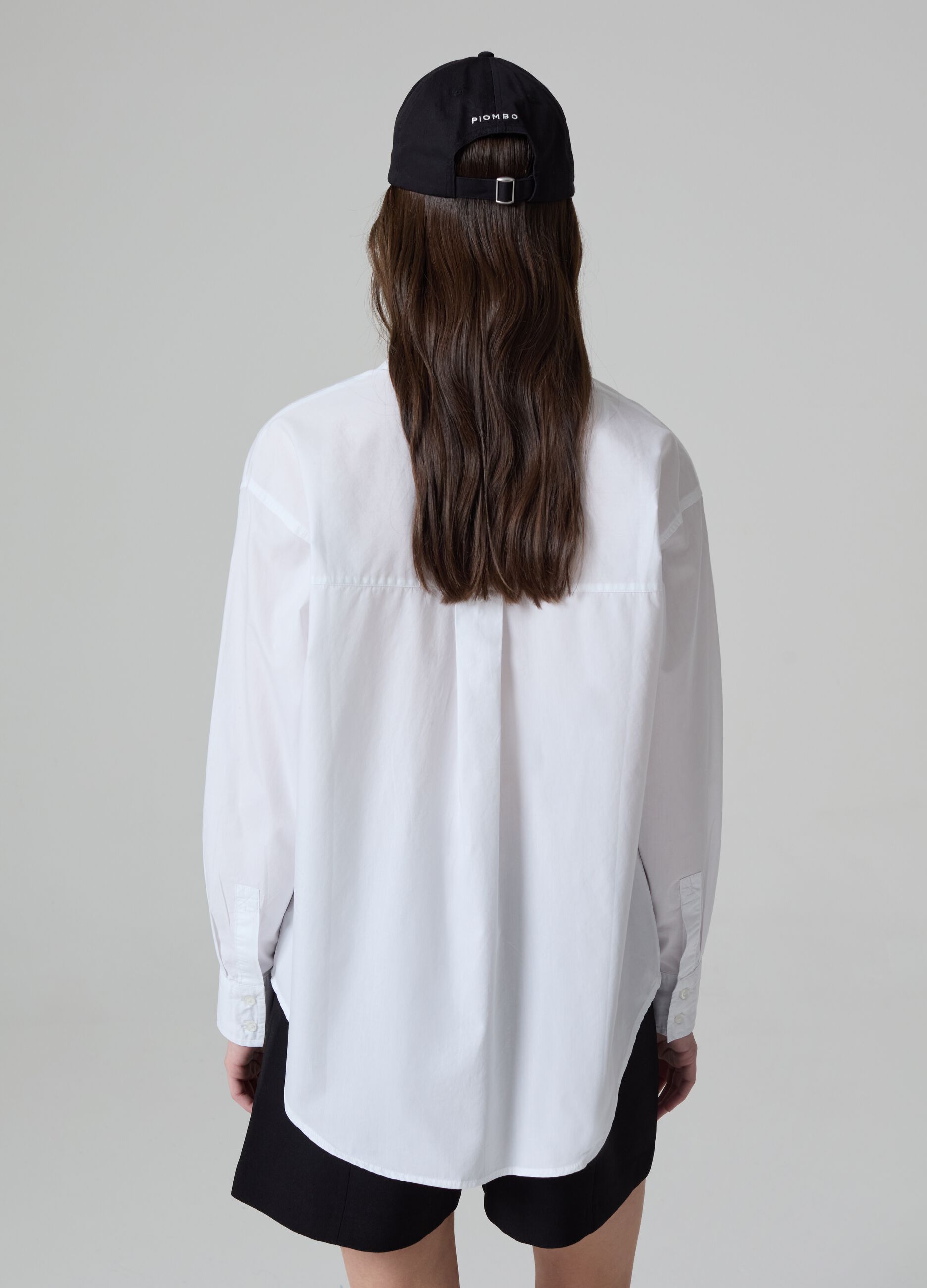 Oversized shirt in cotton with pocket