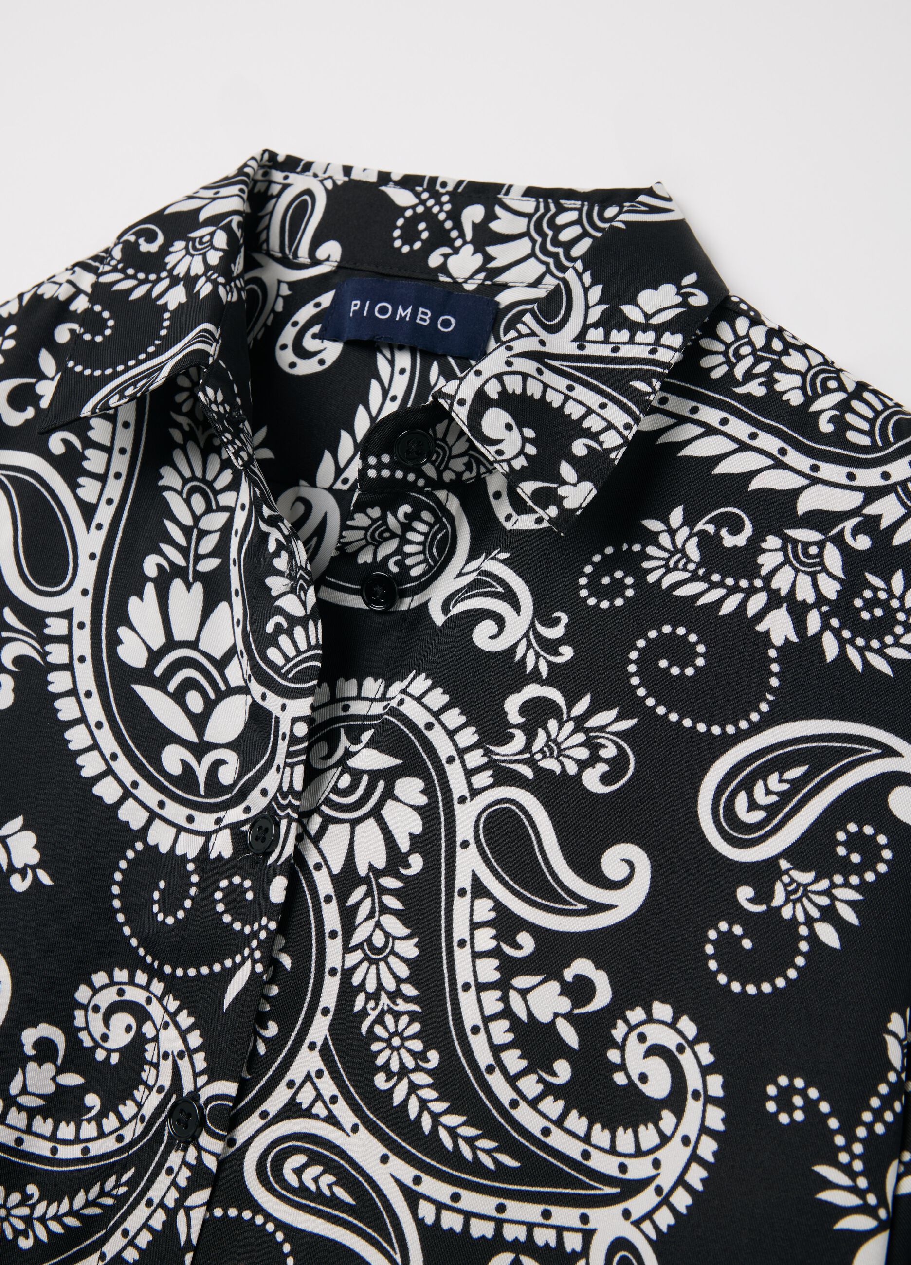 Shirt with paisley pattern