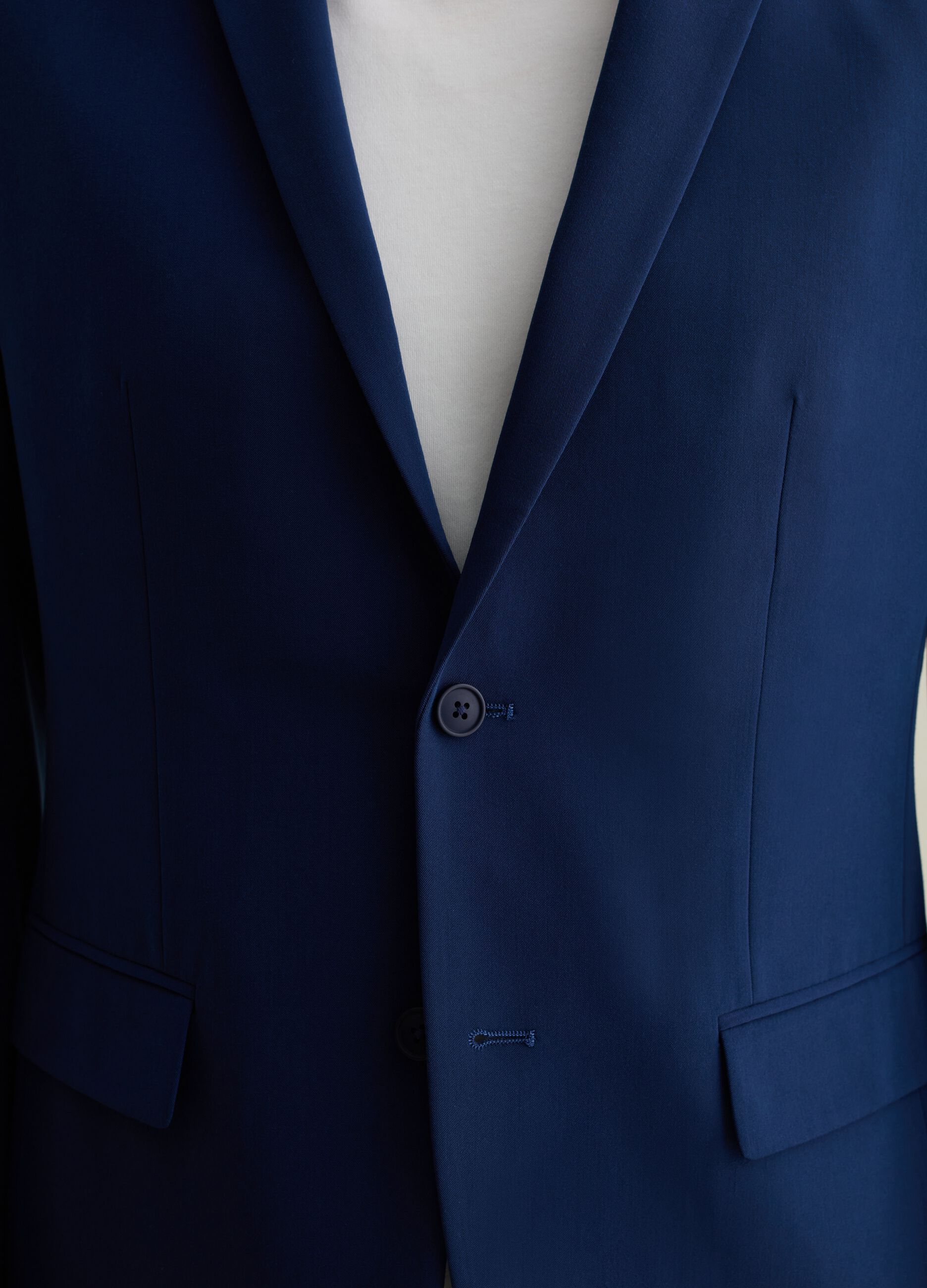 Slim-fit single-breasted blazer