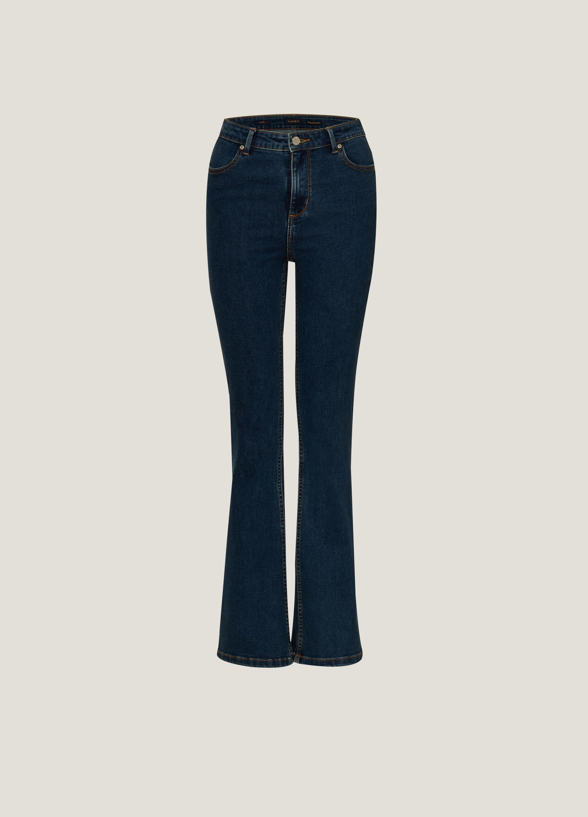 Ultra-slim flare-fit jeans_4