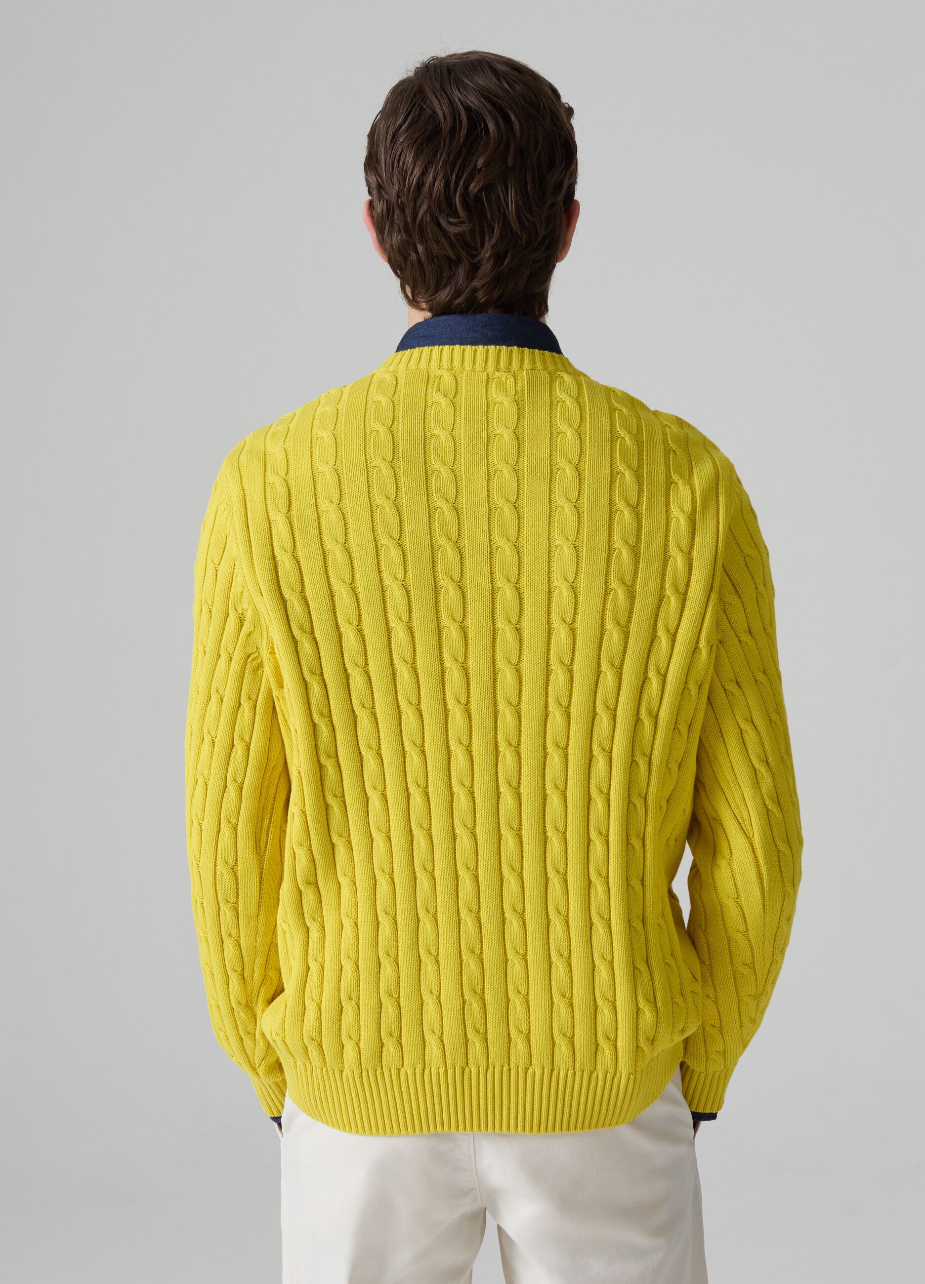 Ribbed pullover with cable-knit motif