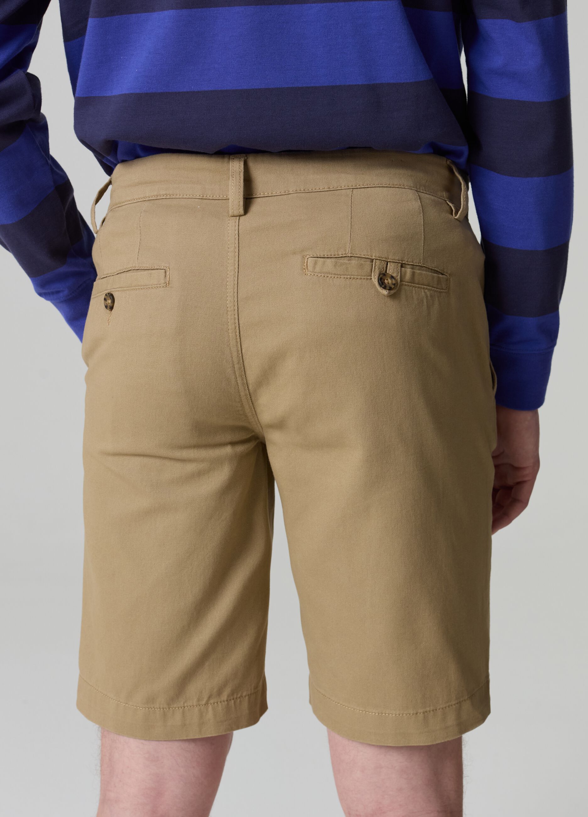 Chino Bermuda shorts in cotton_2
