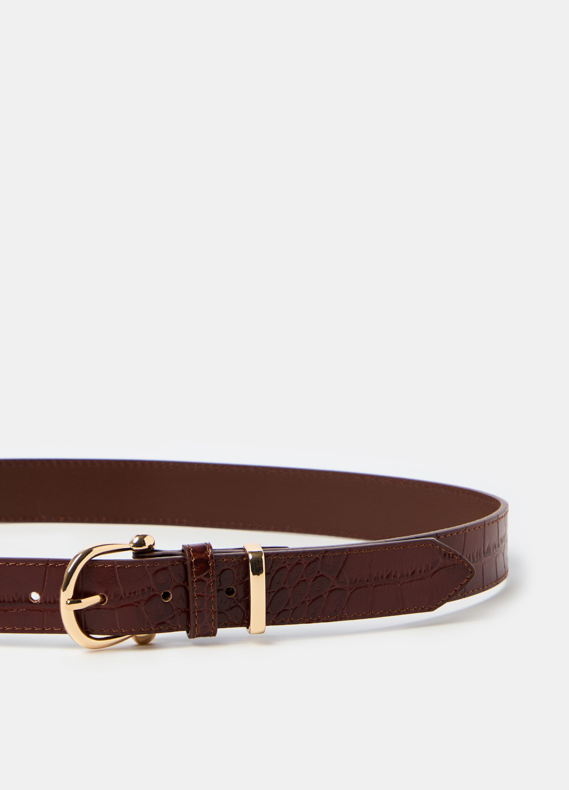 Contemporary belt in textured leather_2