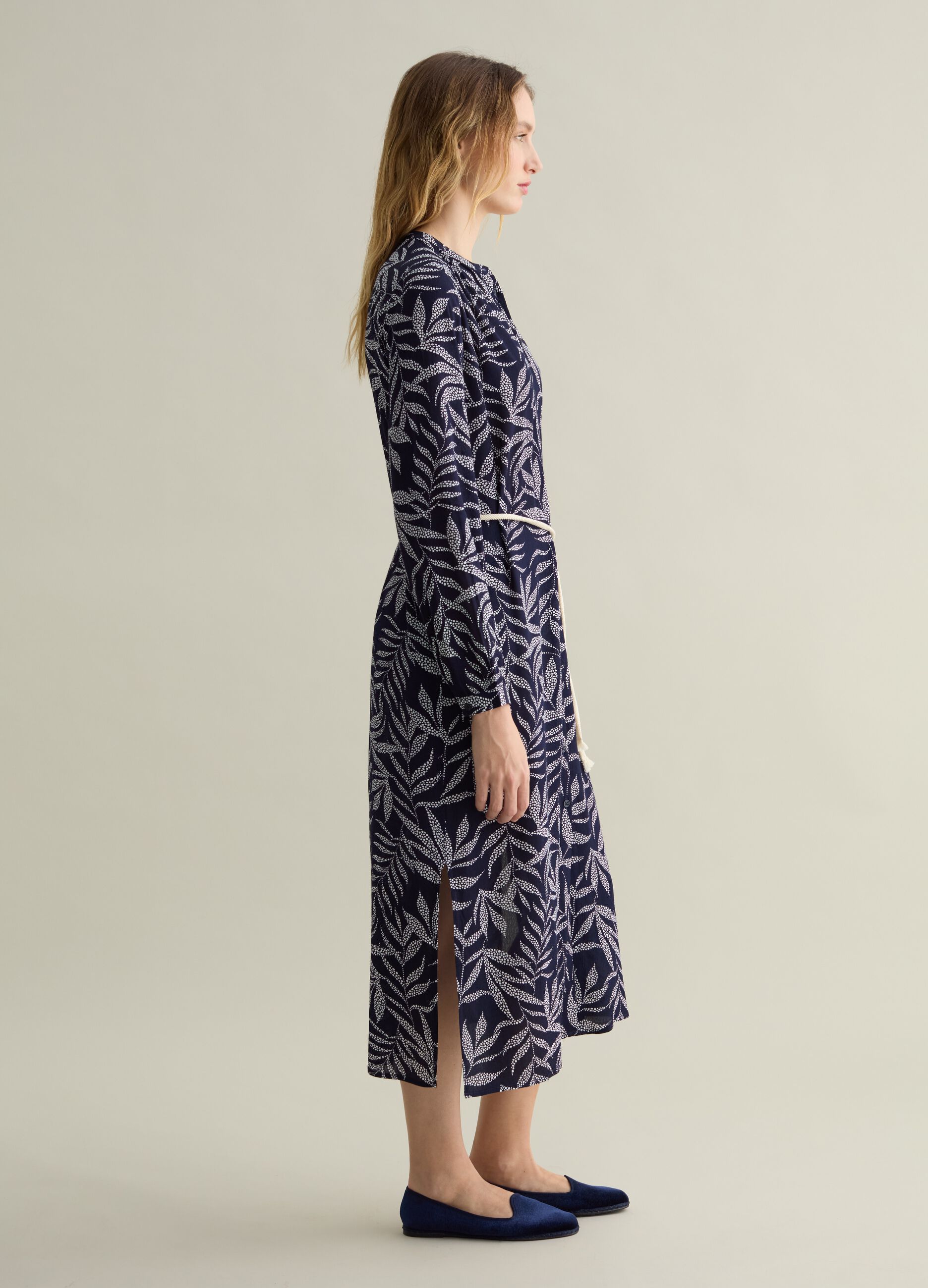 Shirt dress with cord belt