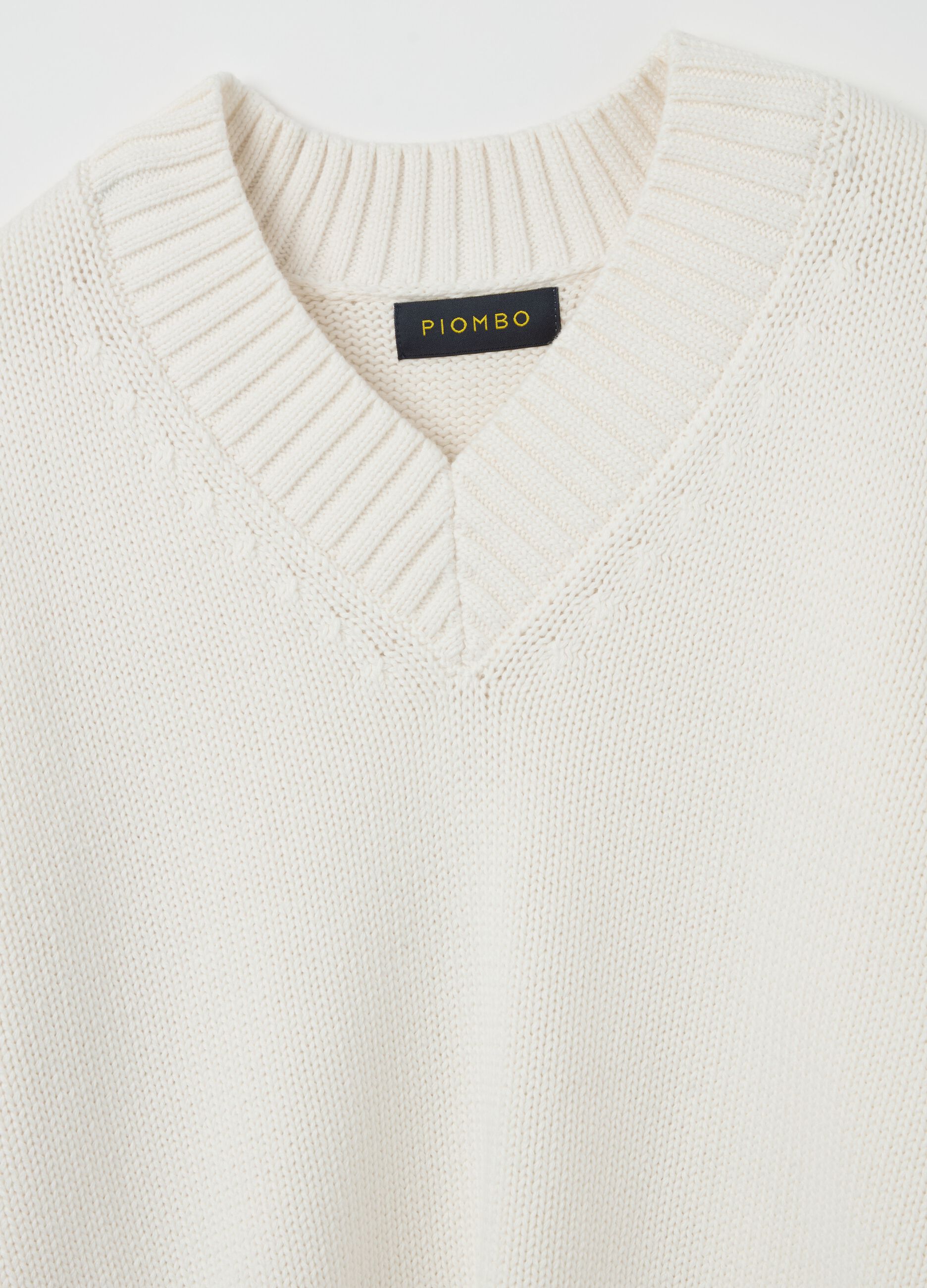 Jersey de algodón con cuello de pico