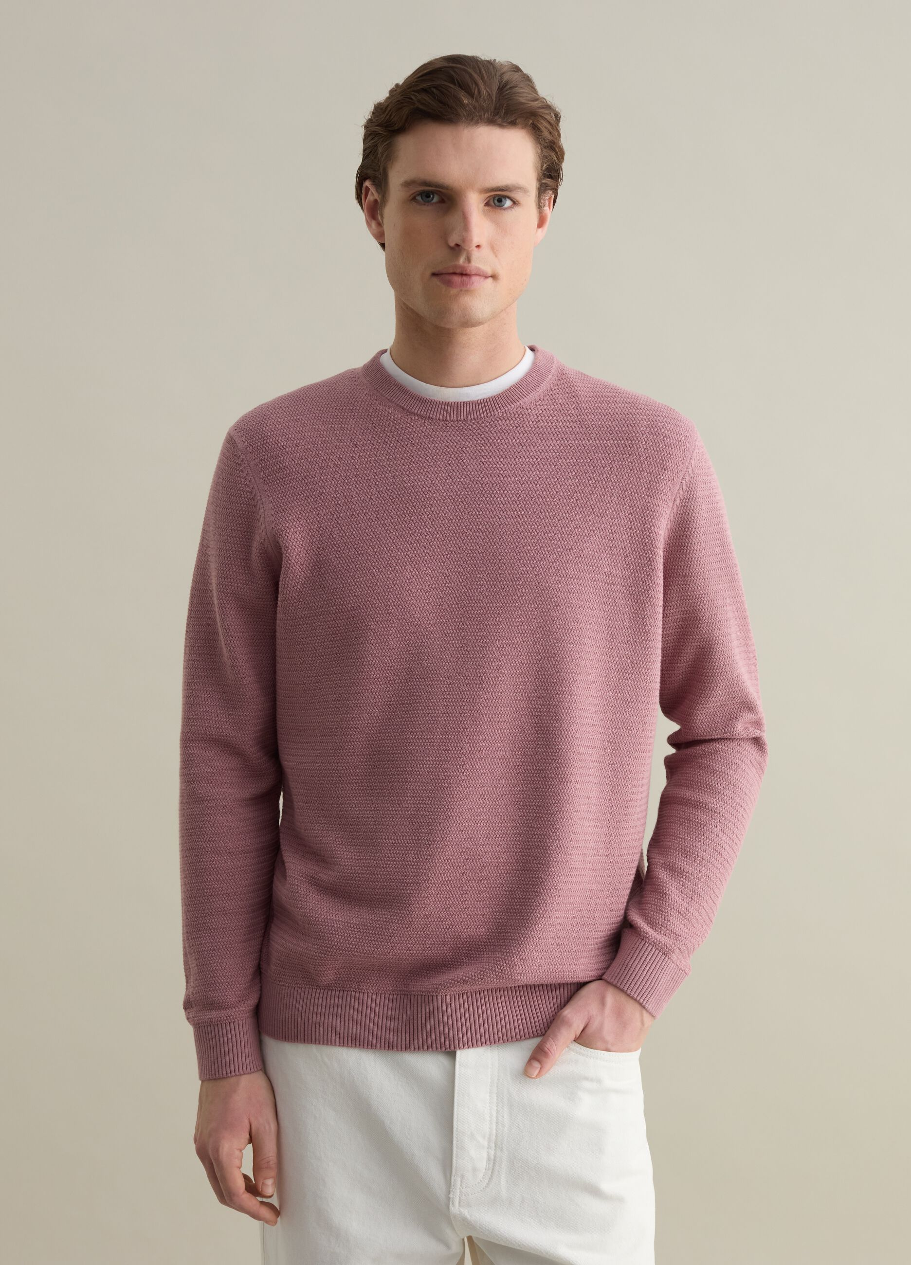 Cotton pullover with wavy trim