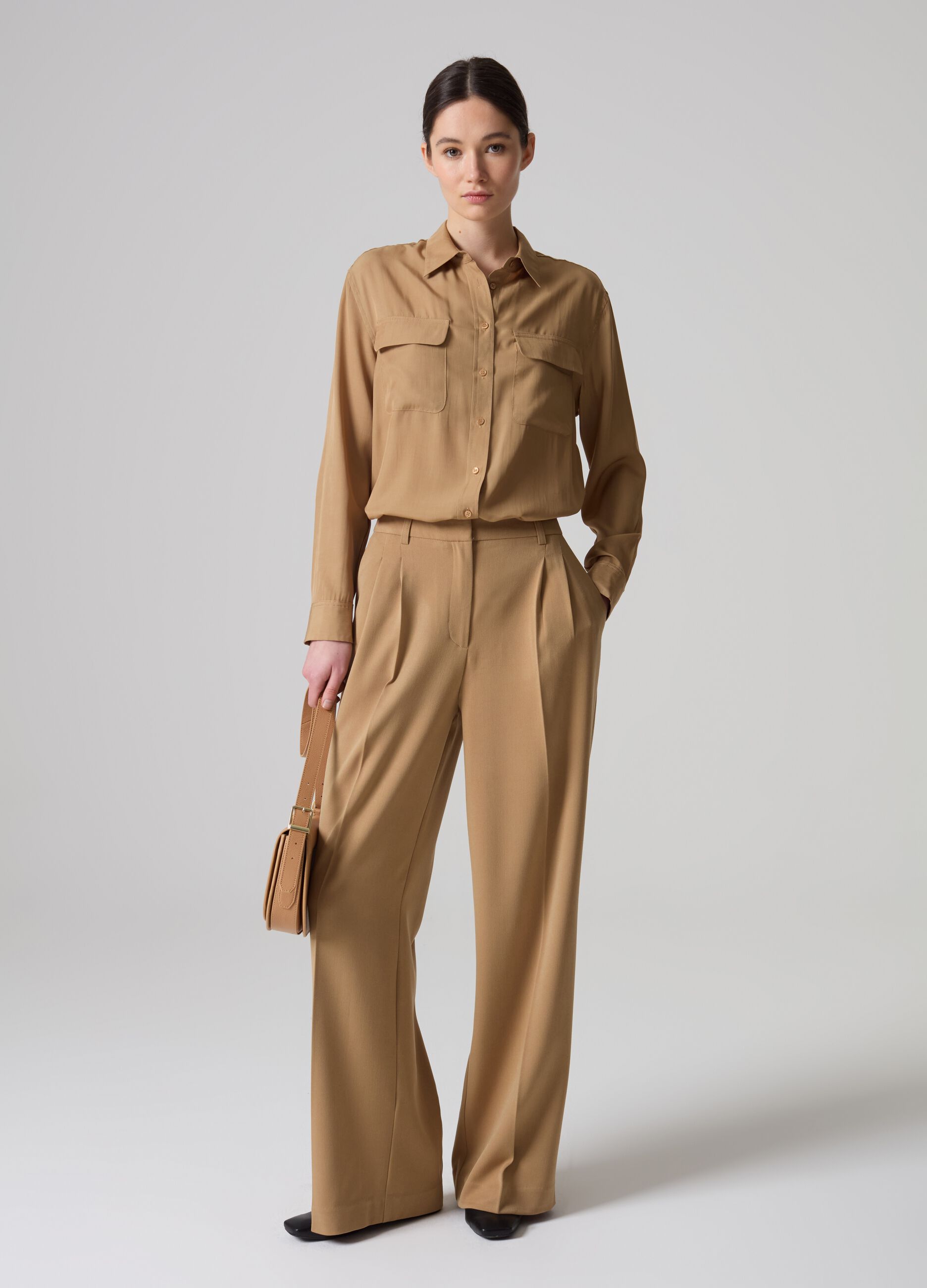 Contemporary wide-leg palazzo trousers_0