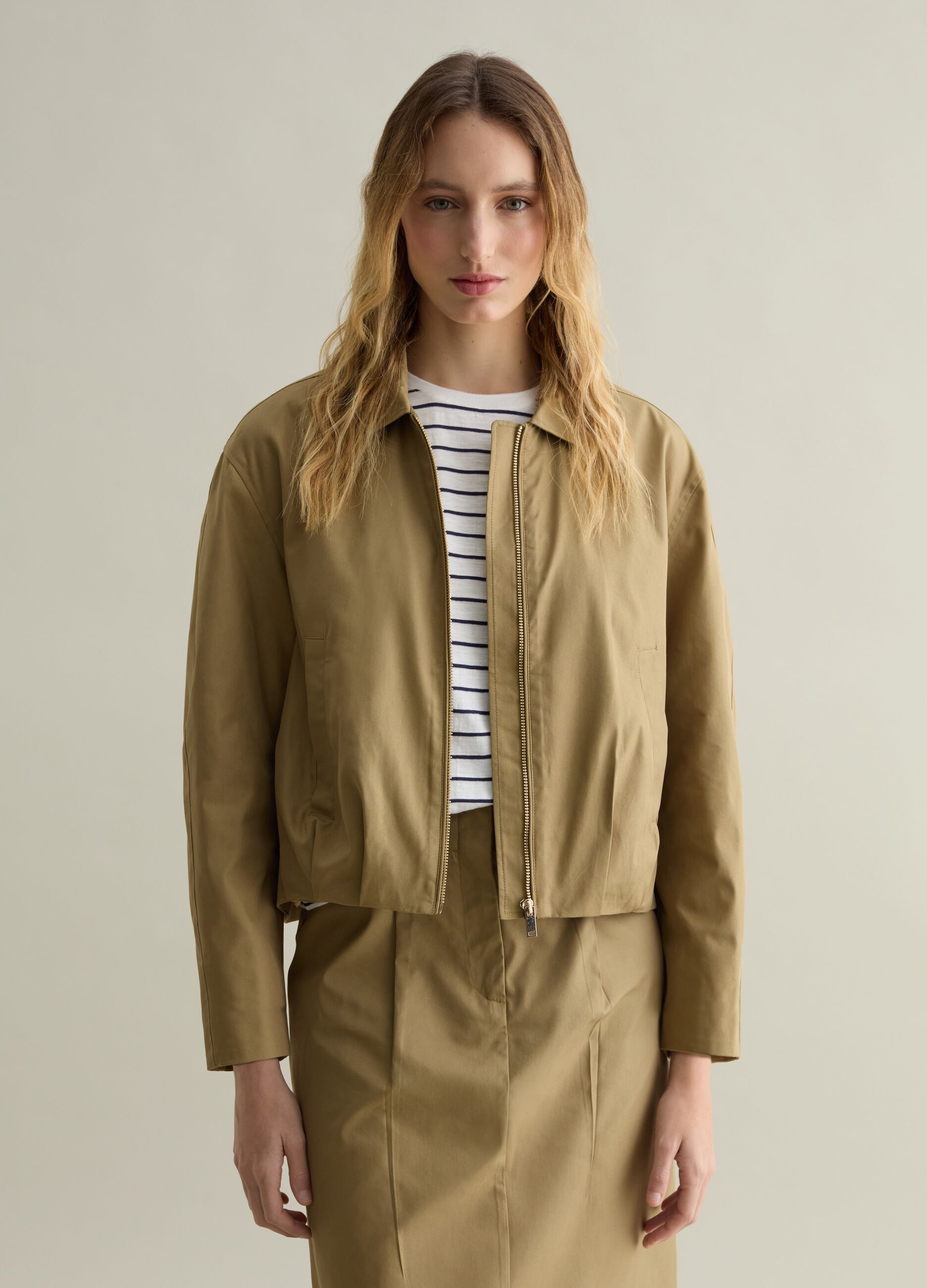 Full-zip bomber jacket with collar
