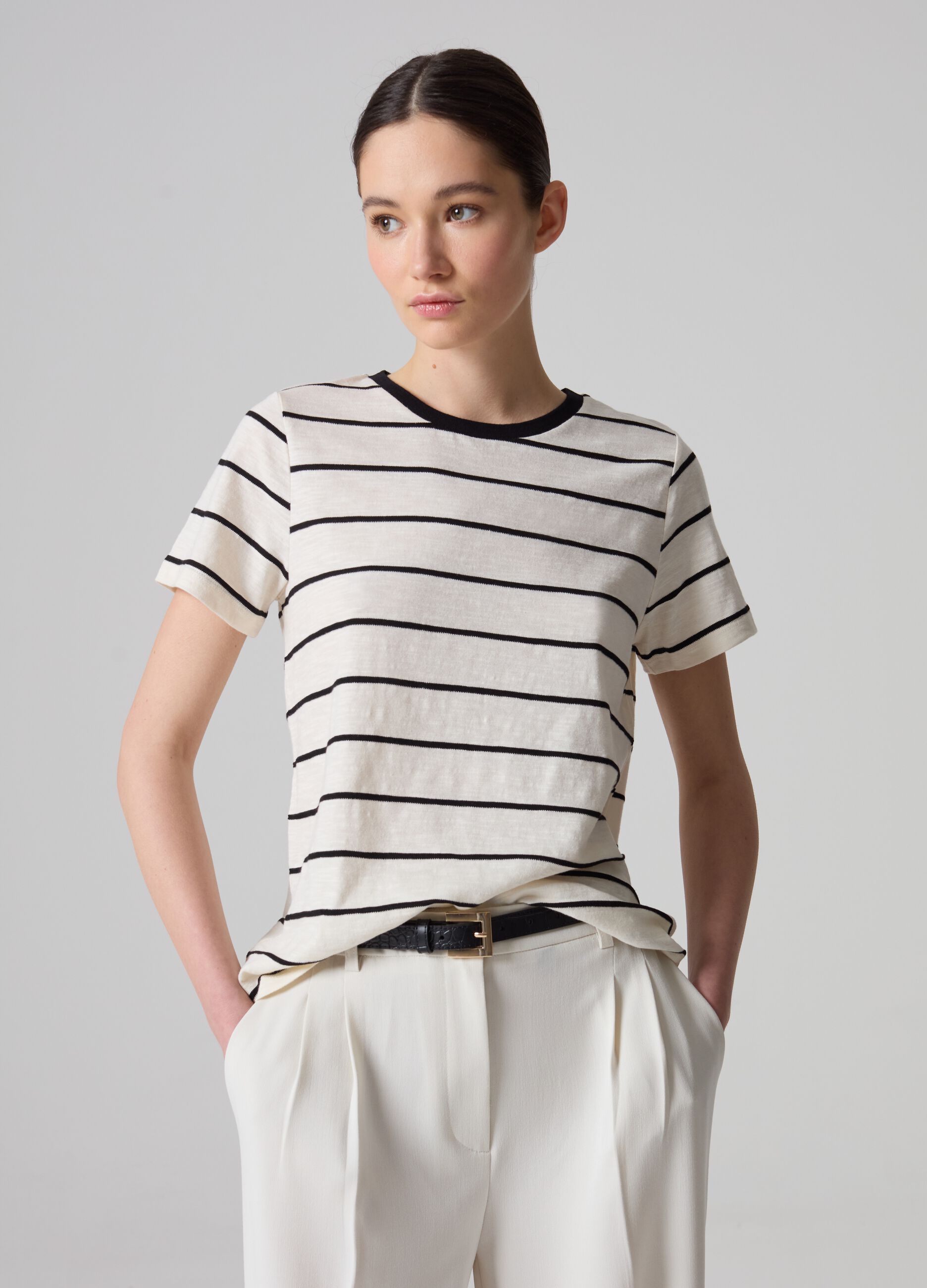 Contemporary striped T-shirt_0