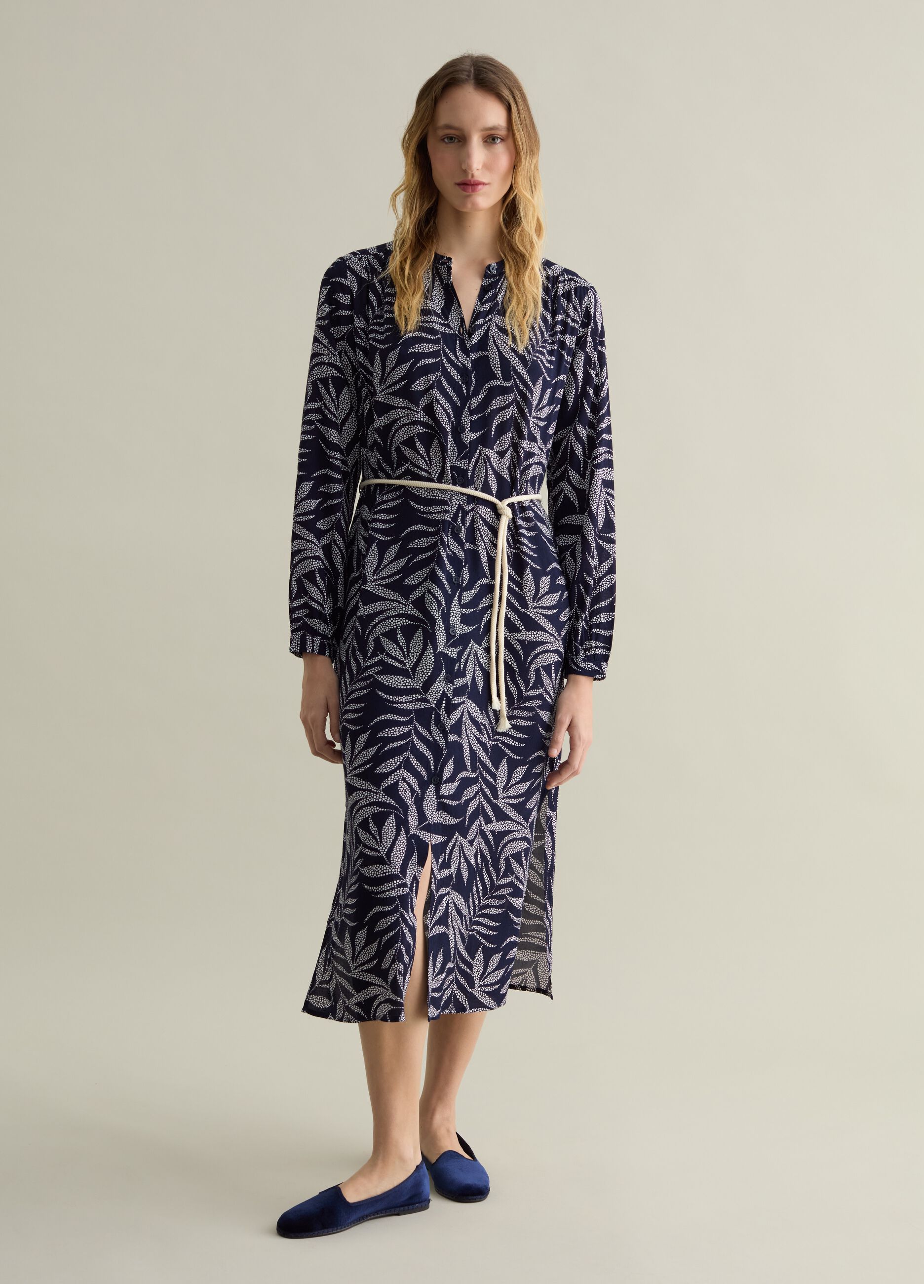 Shirt dress with cord belt