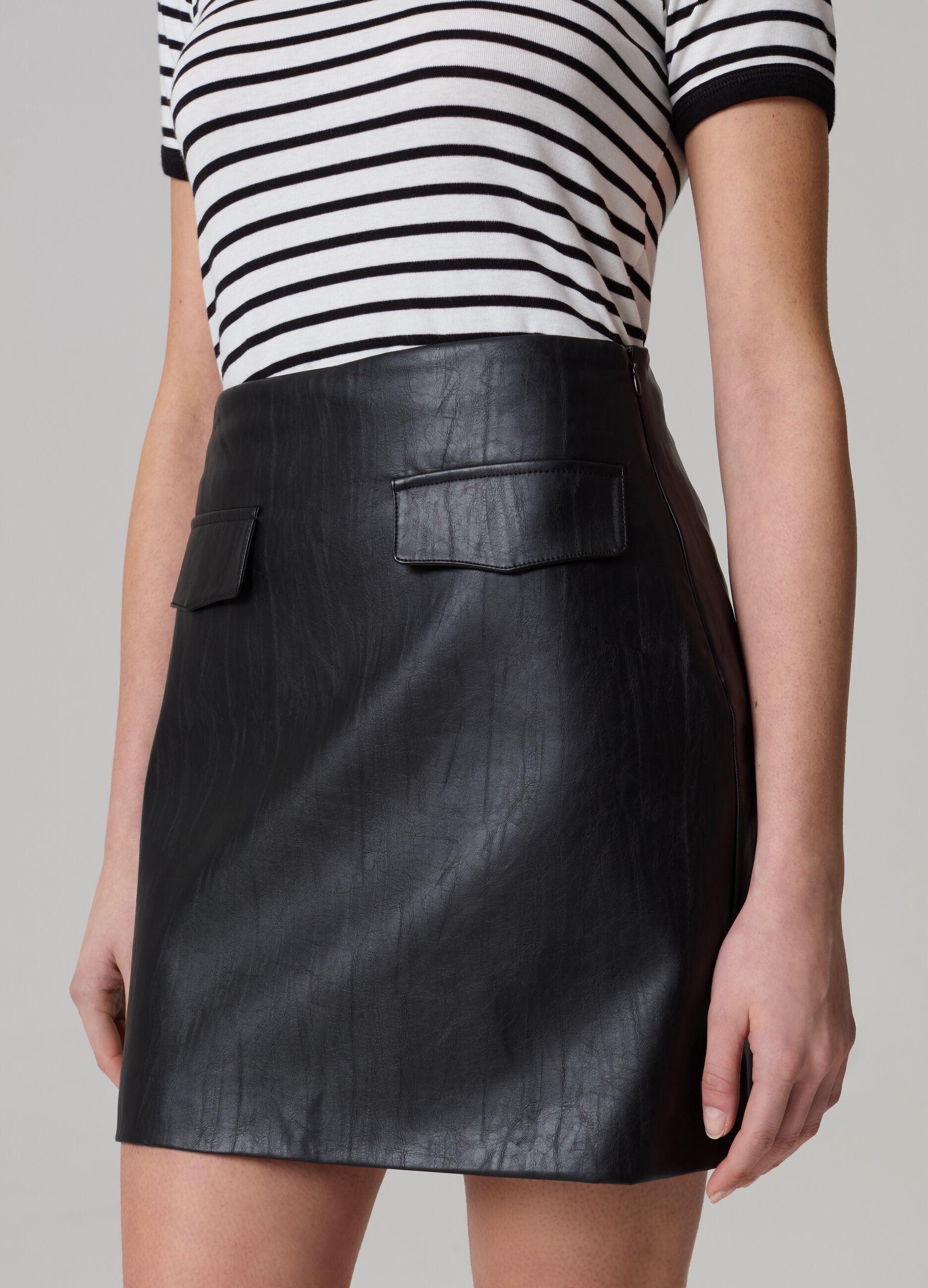 Vintage-effect faux leather miniskirt_1