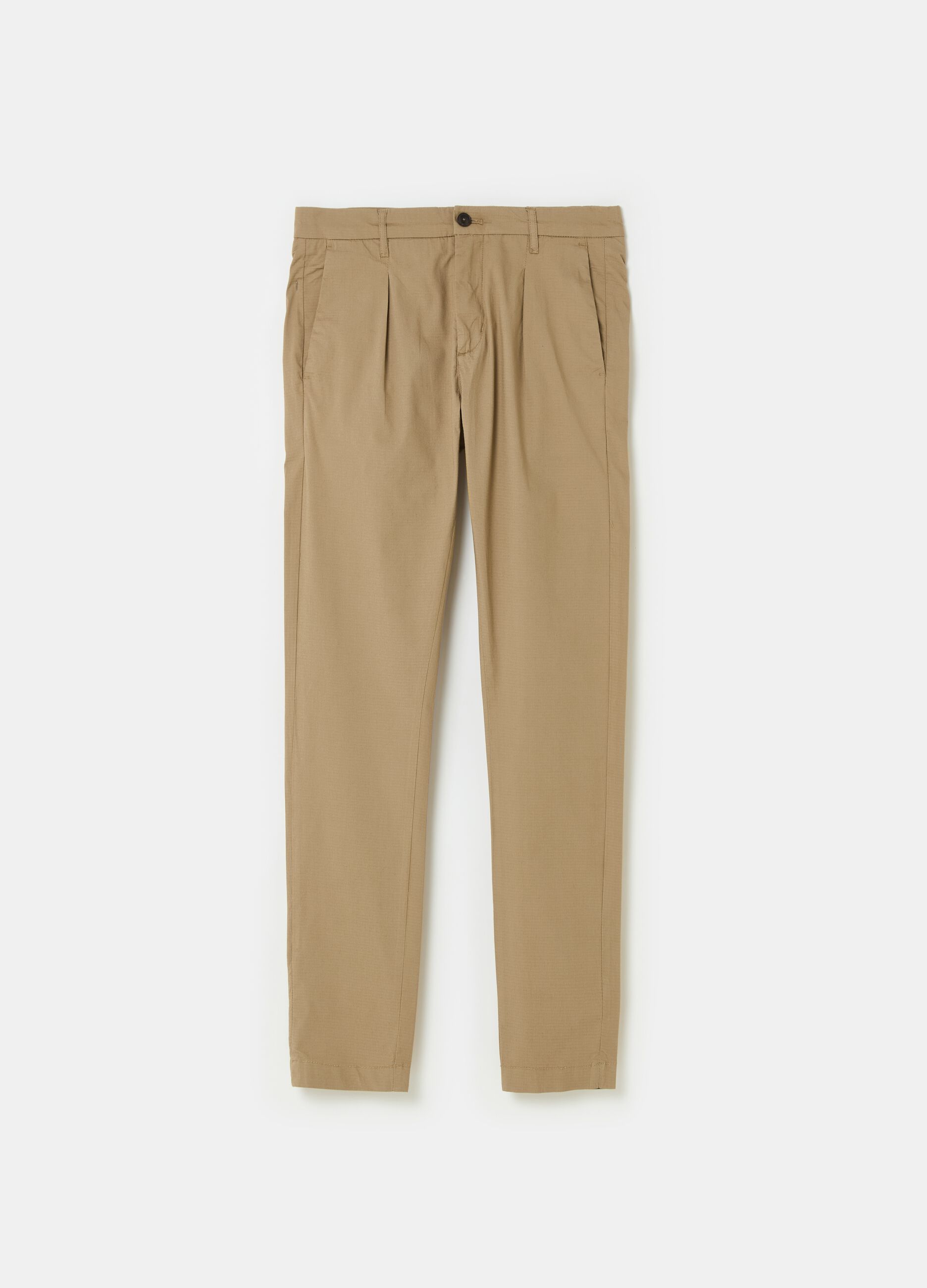 Chino trousers with ripstop weave_3