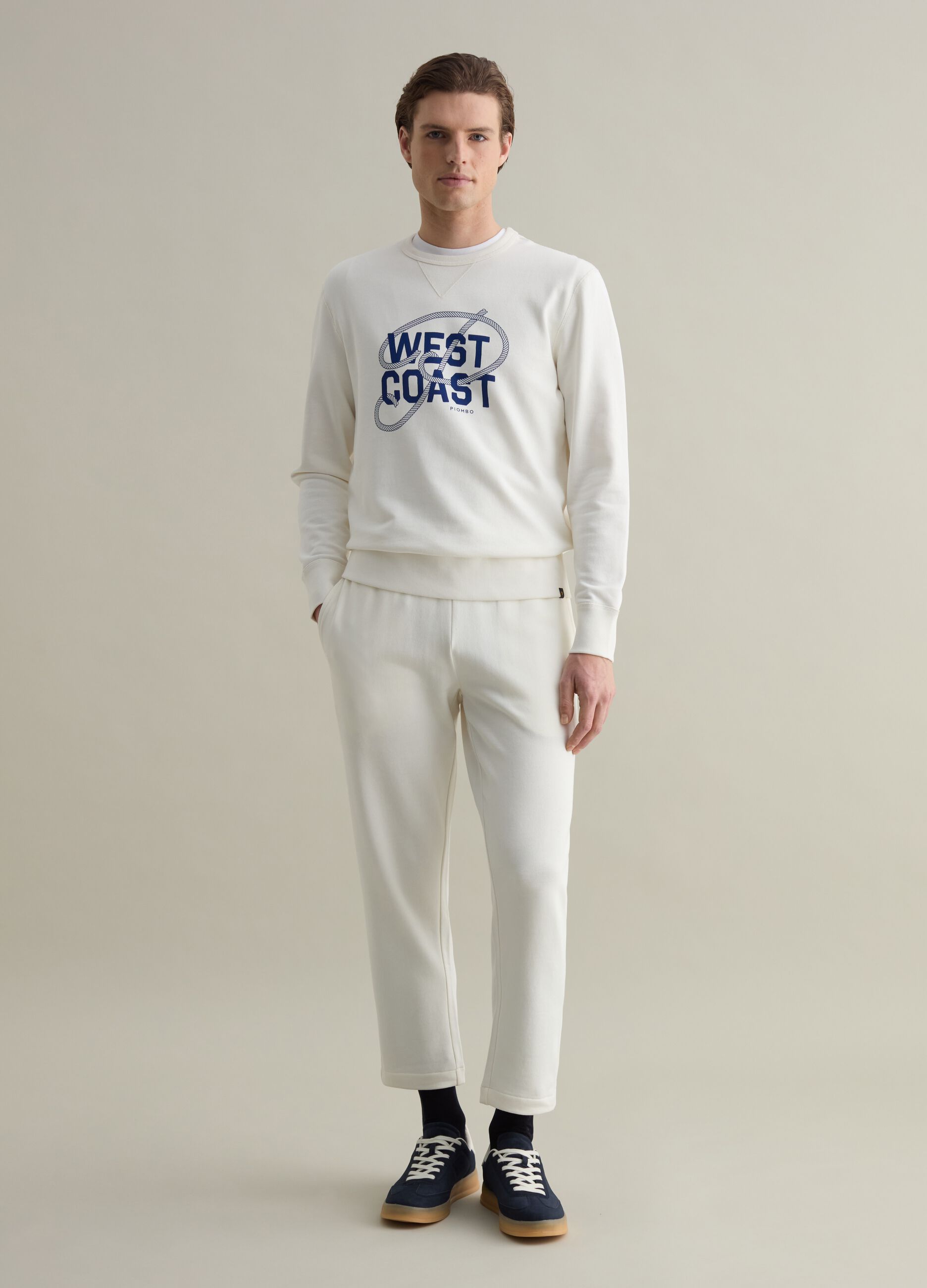 Sweatshirt with round neck and print