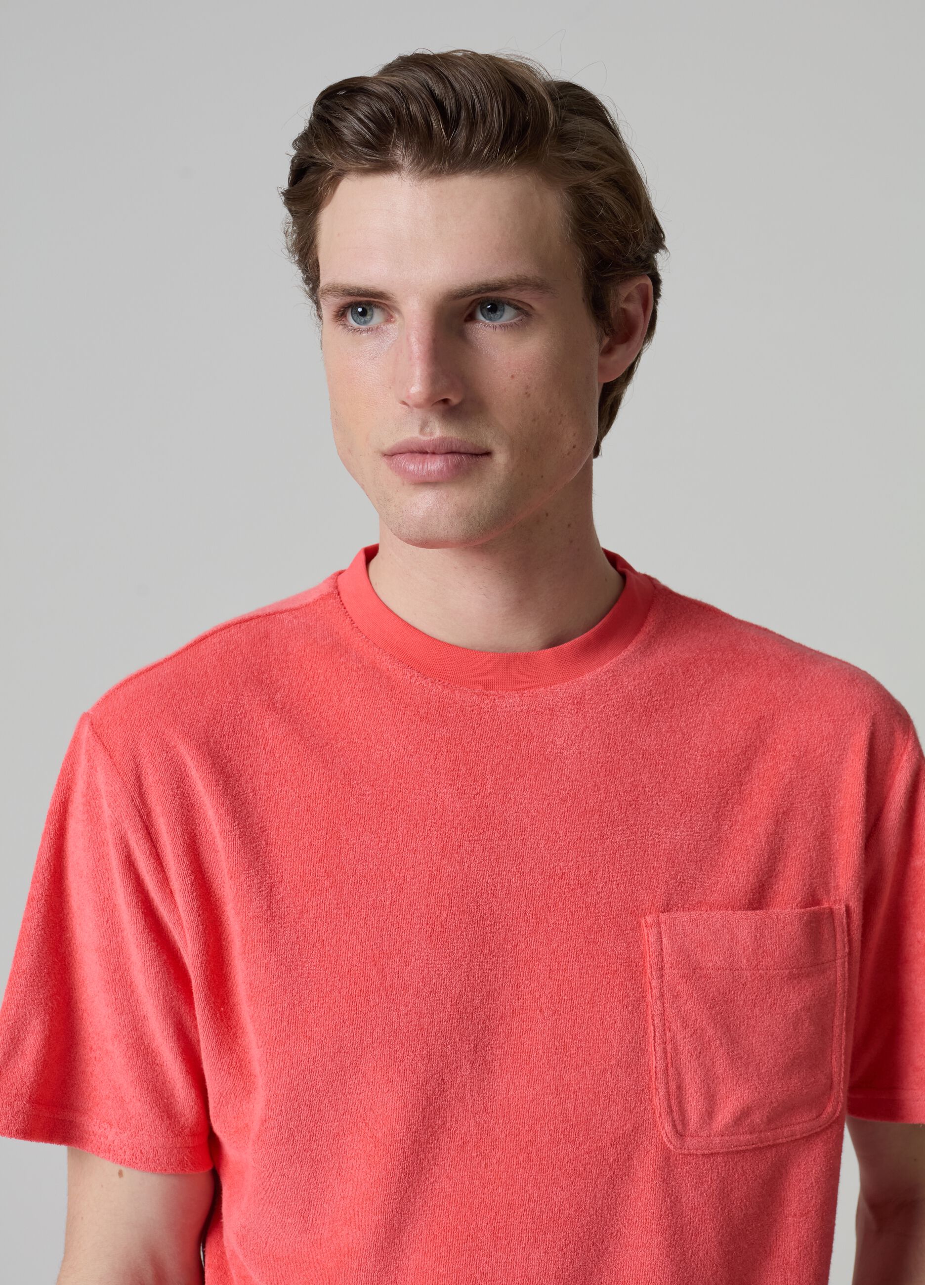 Camiseta de tejido rizado reversible con bolsillo