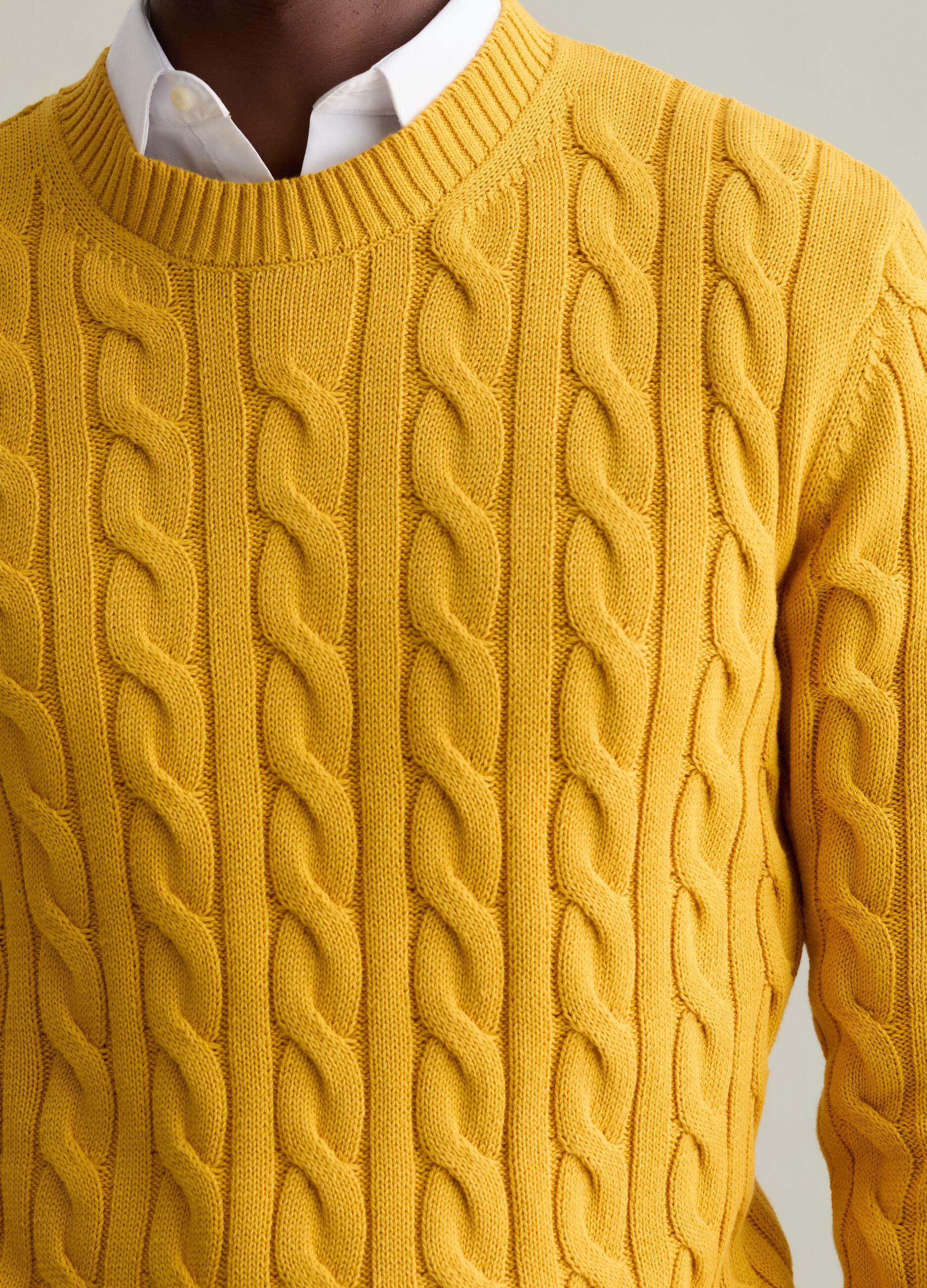 Pullover with cable-knit design