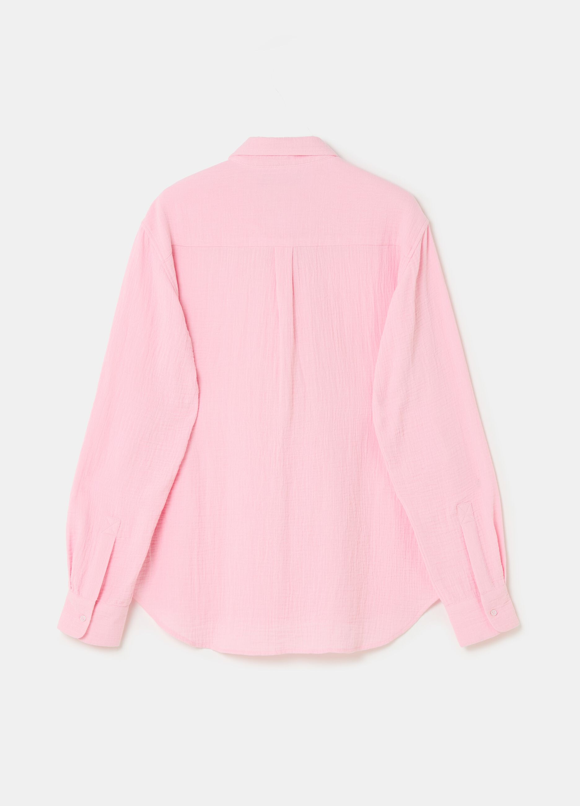 Camisa relaxed fit de gasa efecto arrugado