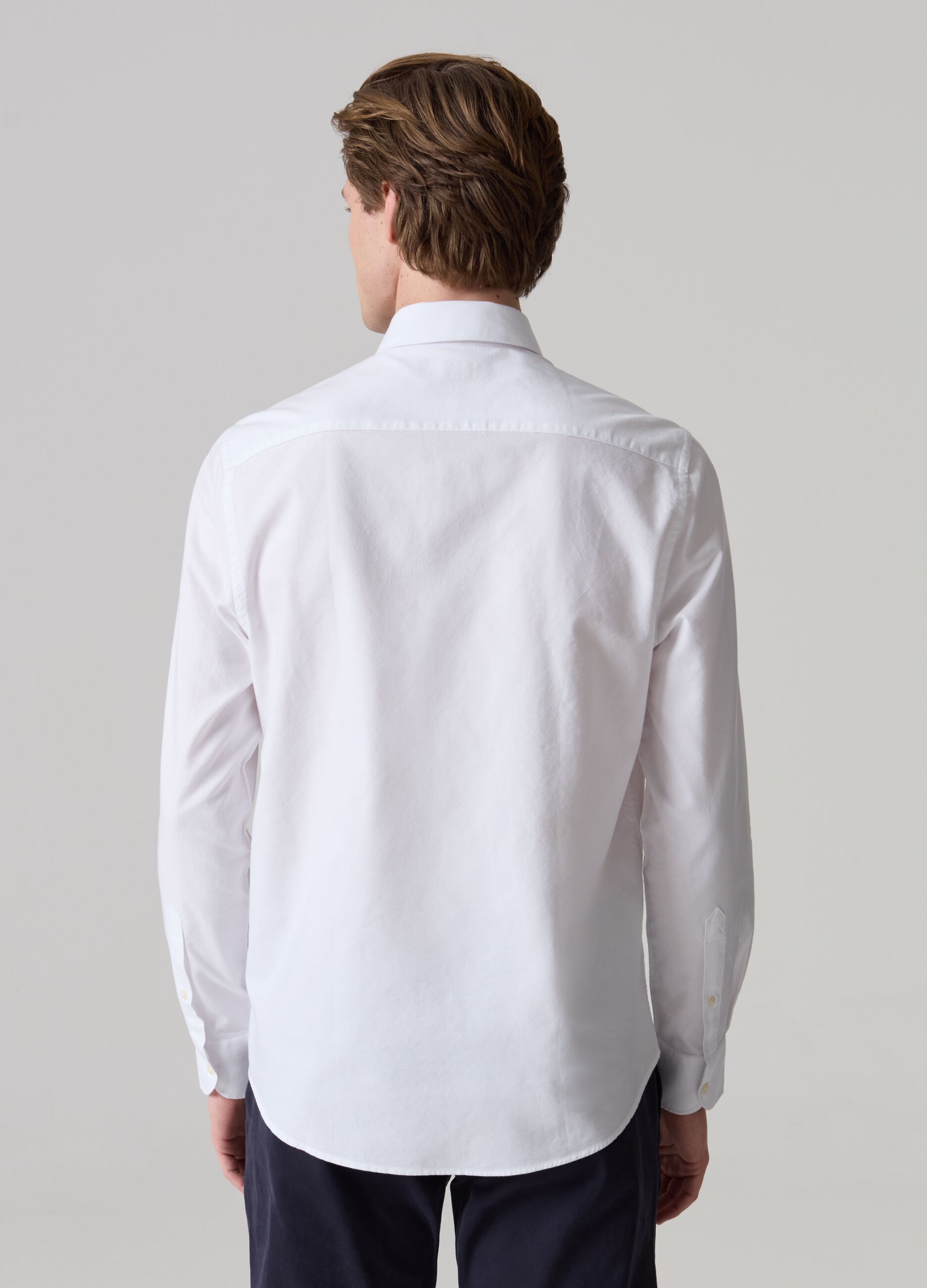 Solid colour Oxford cotton shirt