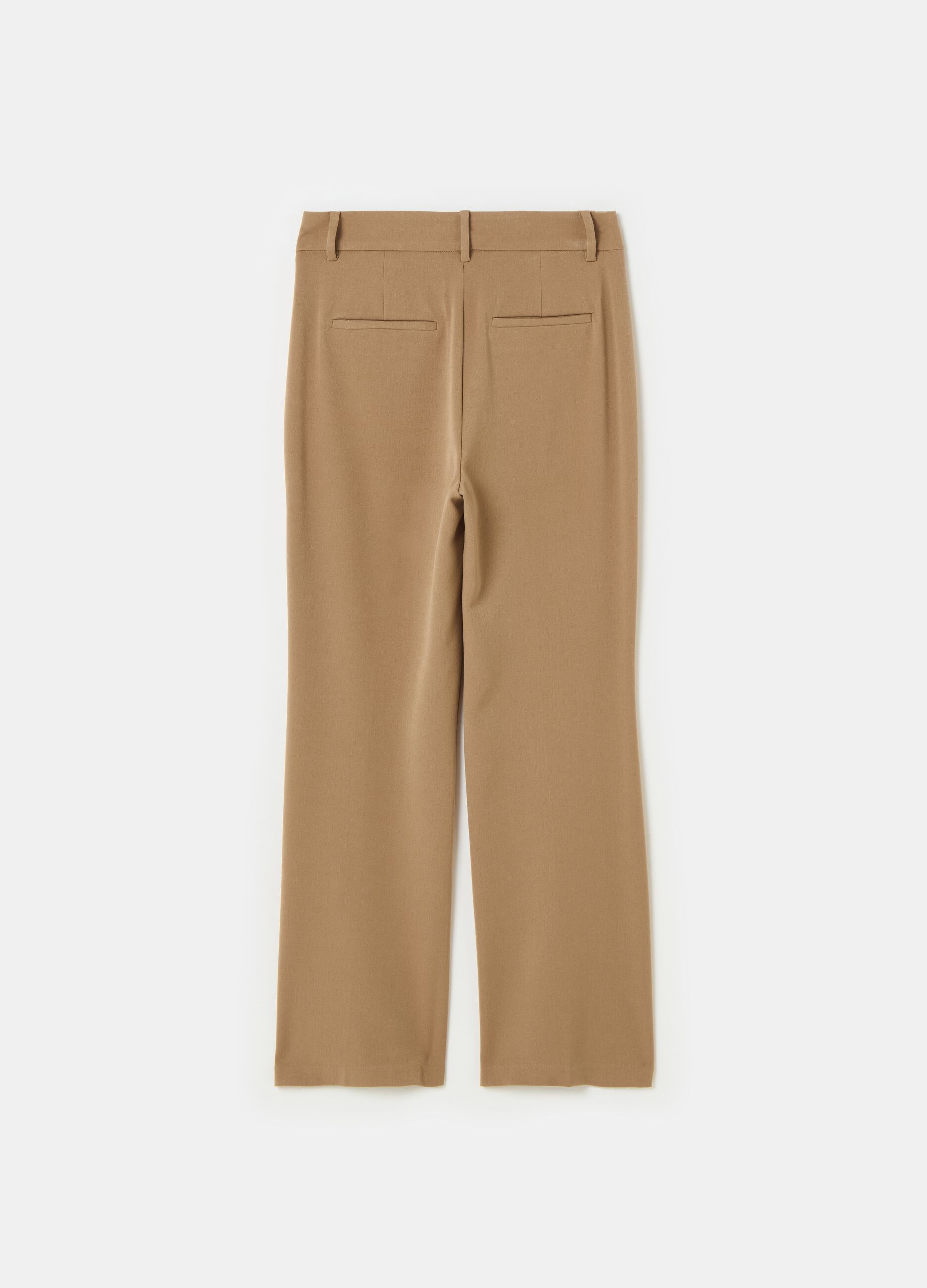 Pantalón flare fit tobillero Contemporary