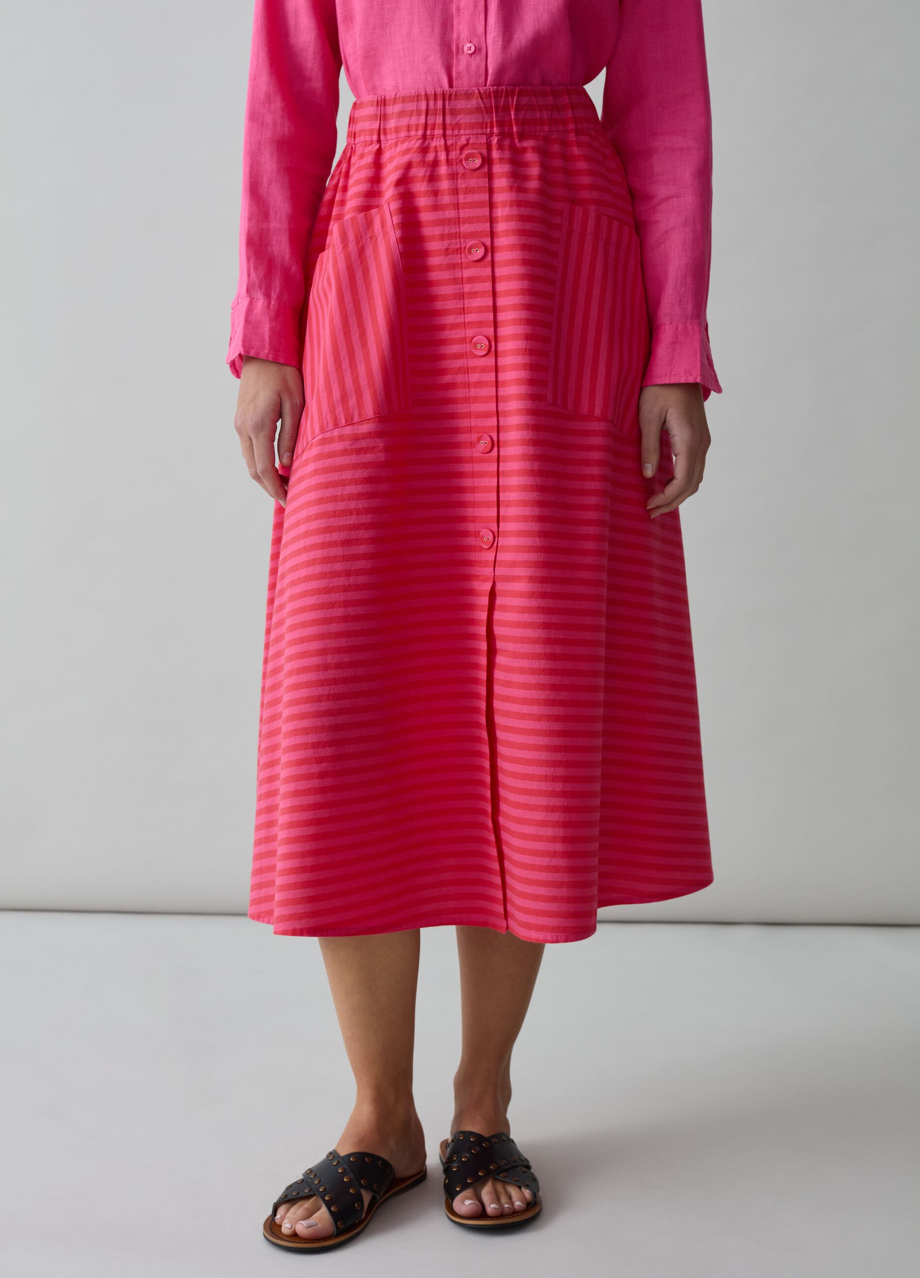 Midi full skirt with striped print