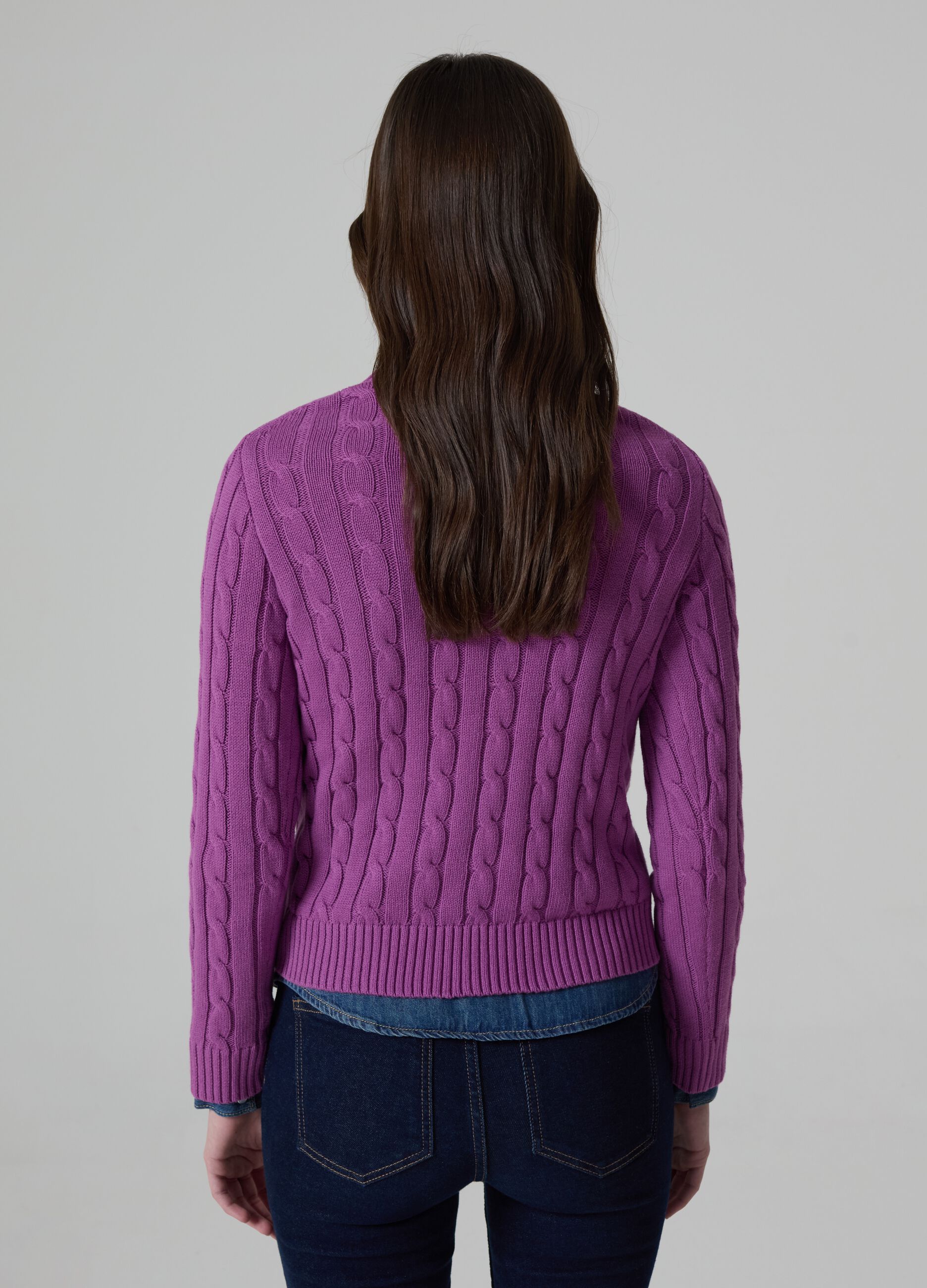 Ribbed pullover with cable-knit design_2