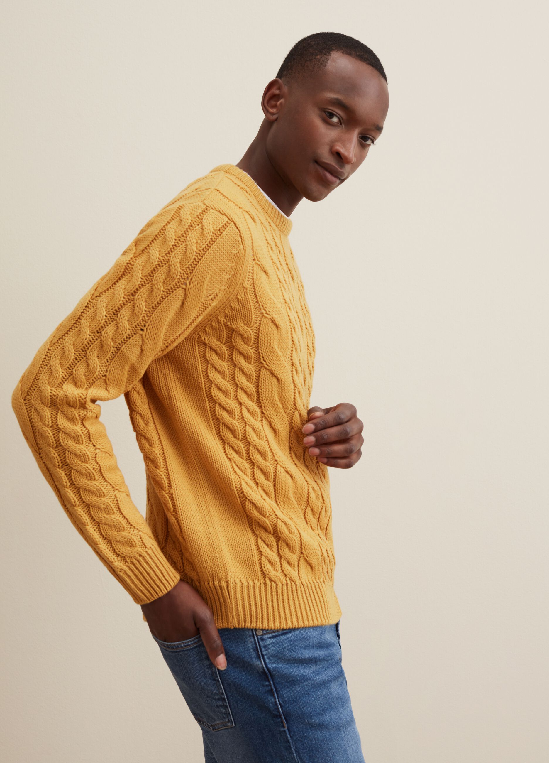 Mens mustard cable knit 2025 jumper