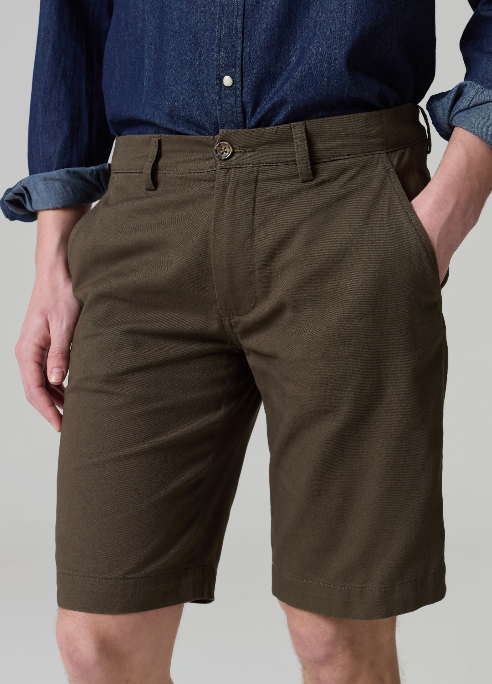 Chino Bermuda shorts in cotton_1