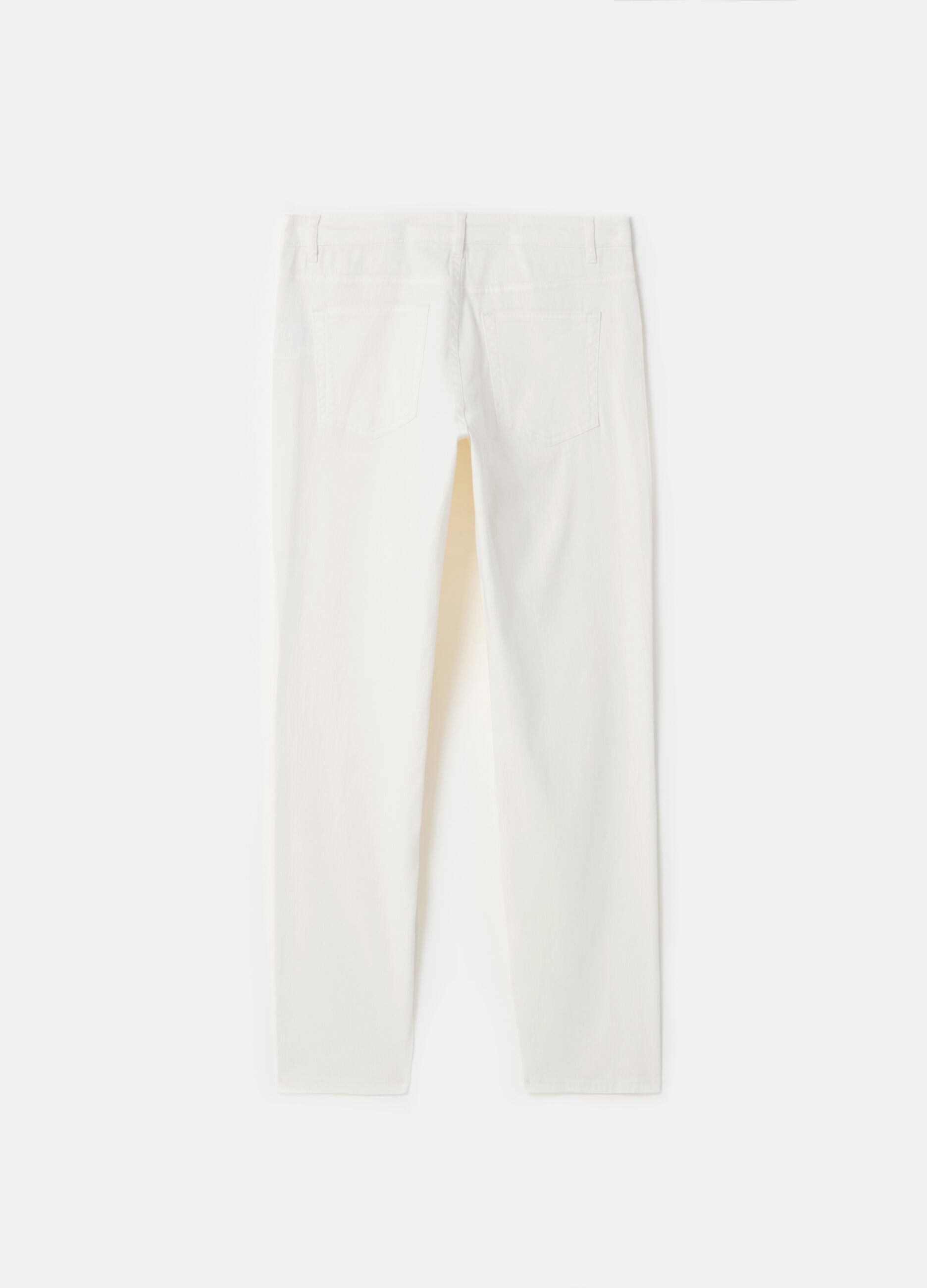 Contemporary slim-fit jeans with five pockets_4