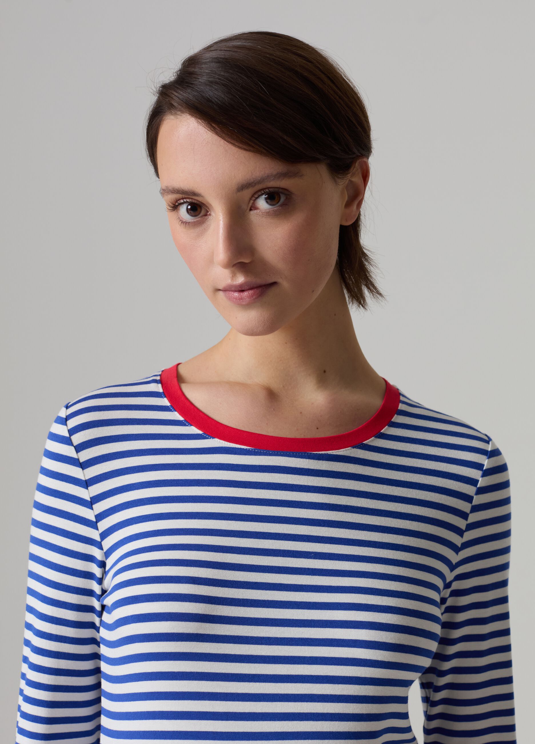 Striped T-shirt with contrasting edging