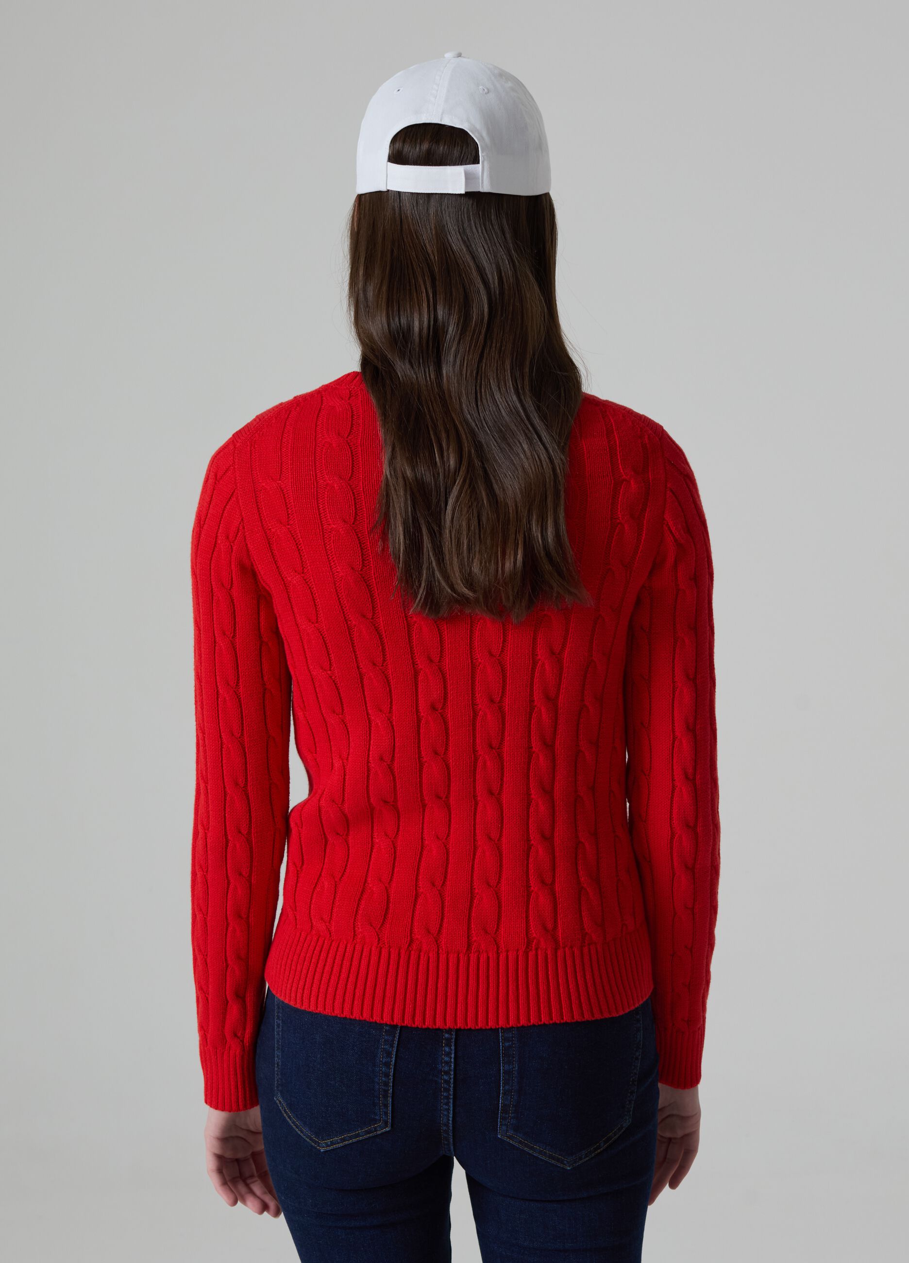 Ribbed pullover with cable-knit design_1