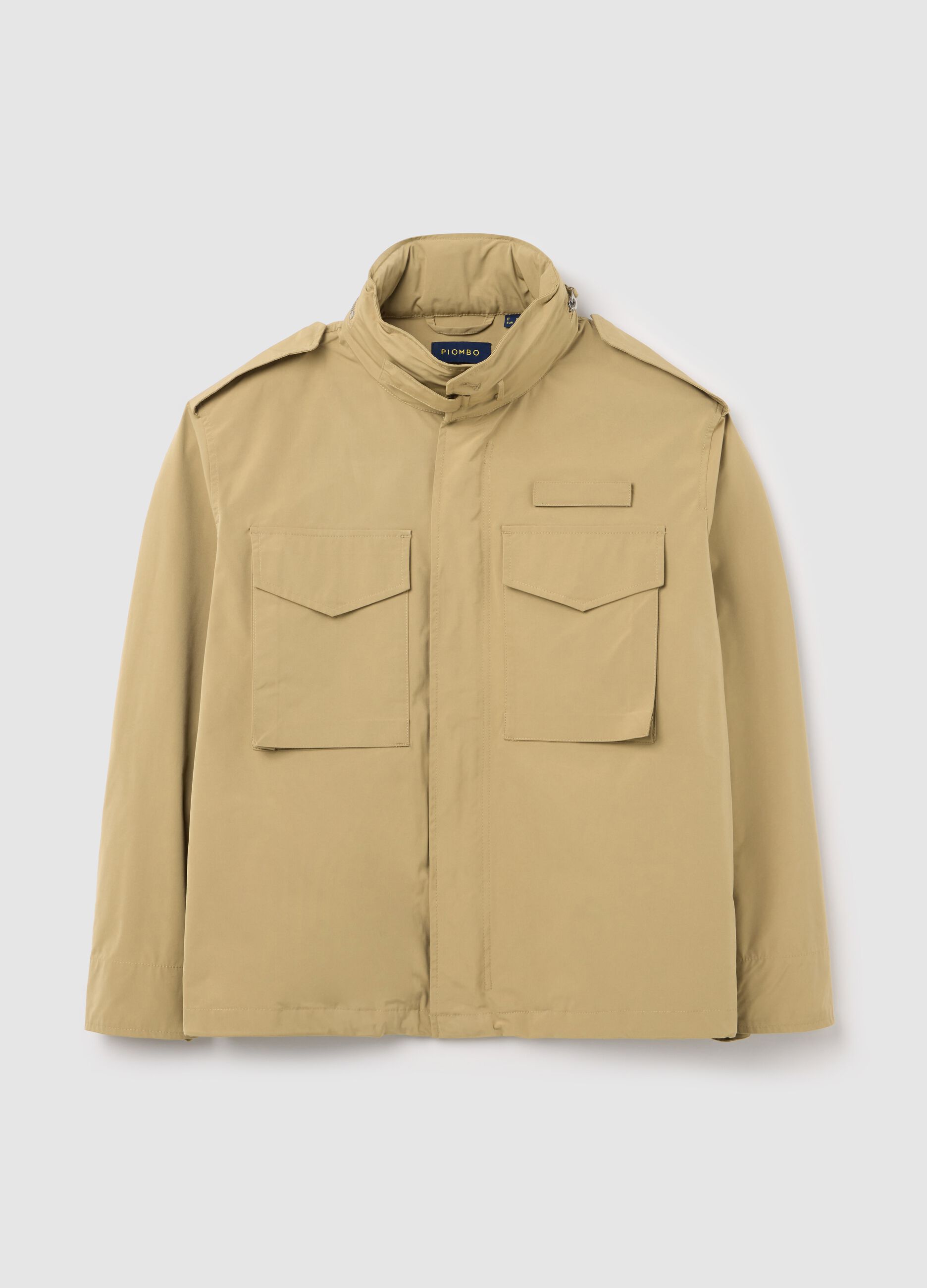 Chaqueta sahariana corta con cuello alto