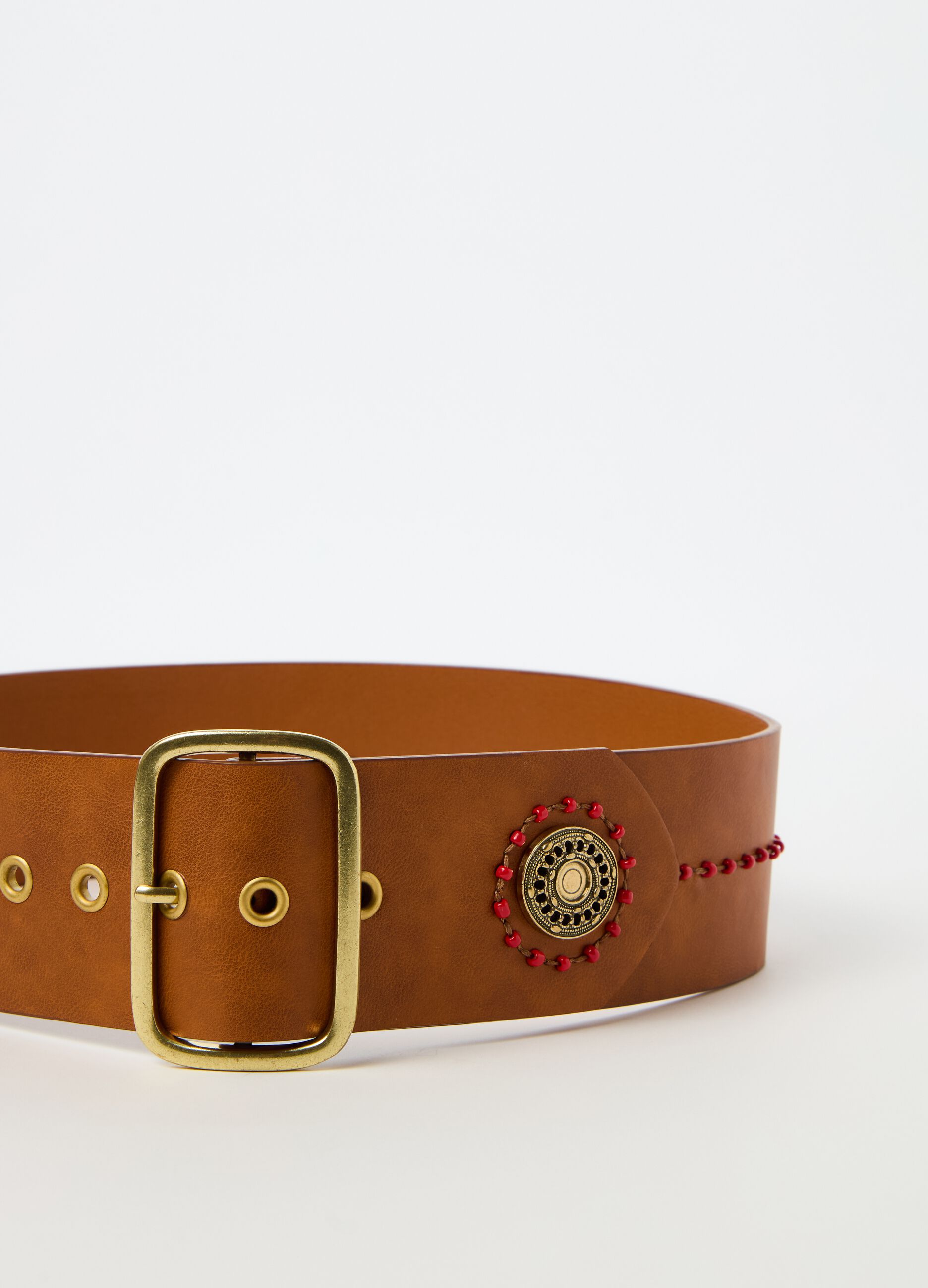 Belt with beads and conchos_0