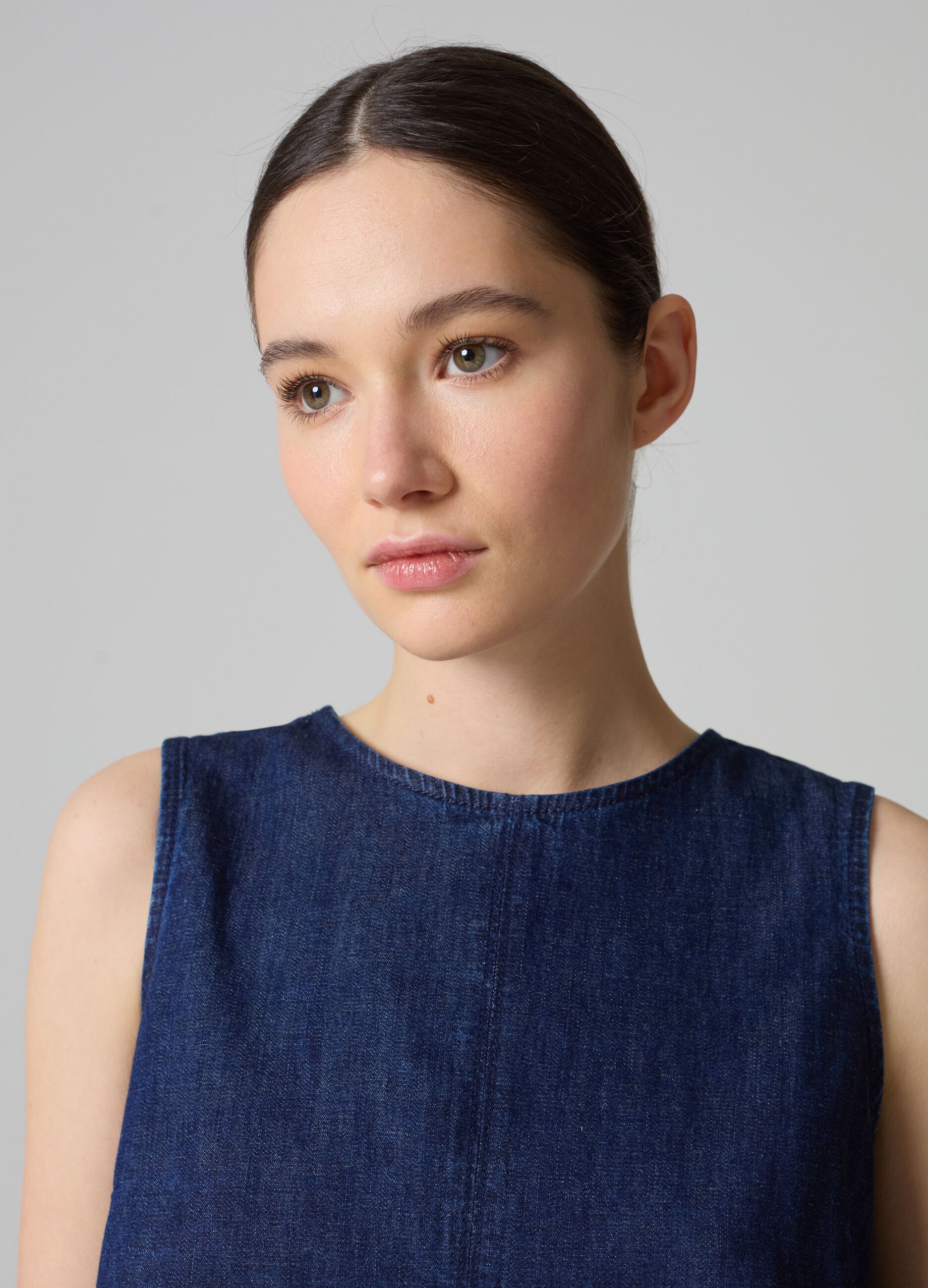Camiseta de tirantes de denim ligero_1