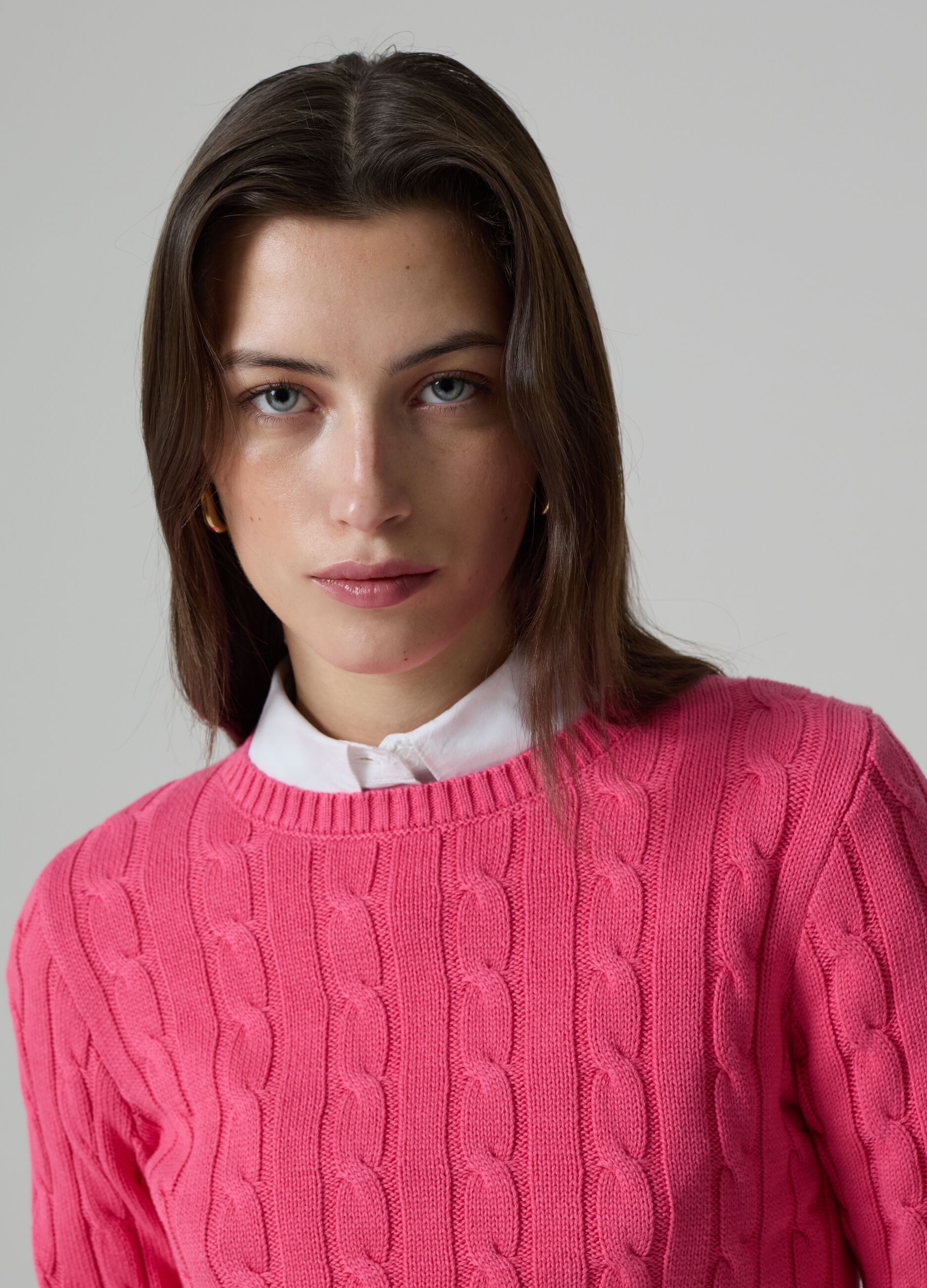 Ribbed pullover with cable-knit design_2