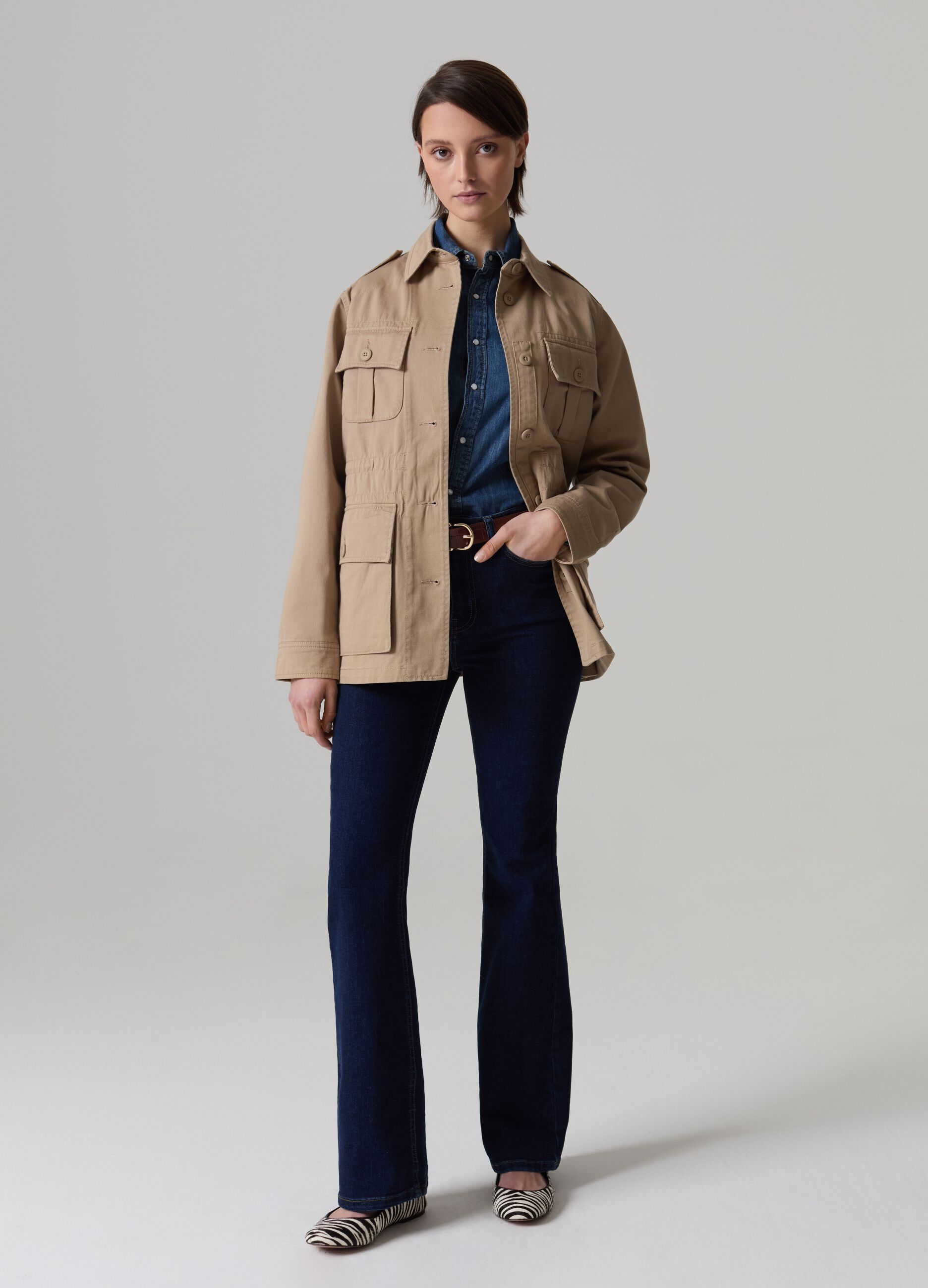 Safari jacket with buttons and belt_0
