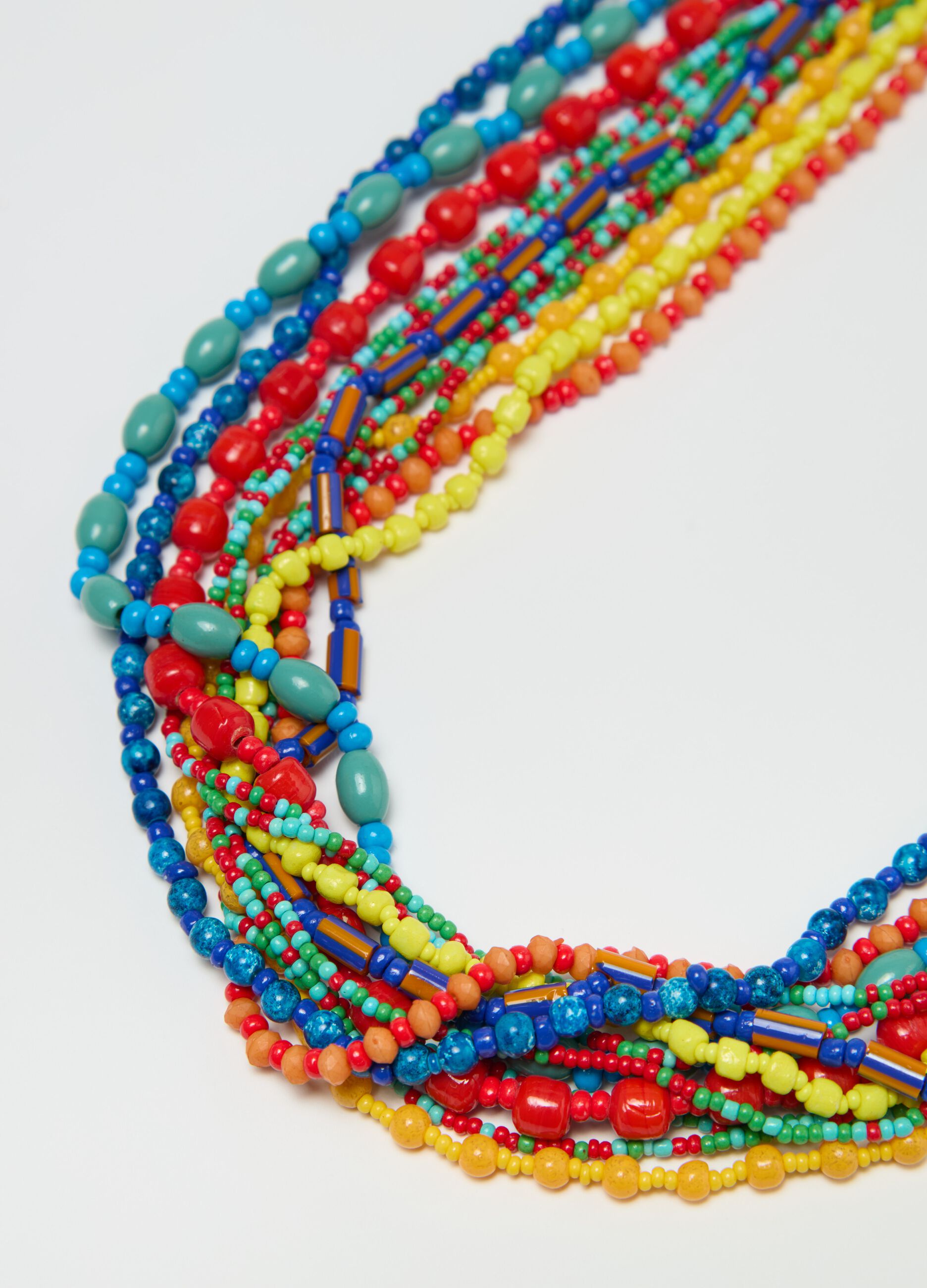 Multi-strand necklace with multicoloured beads