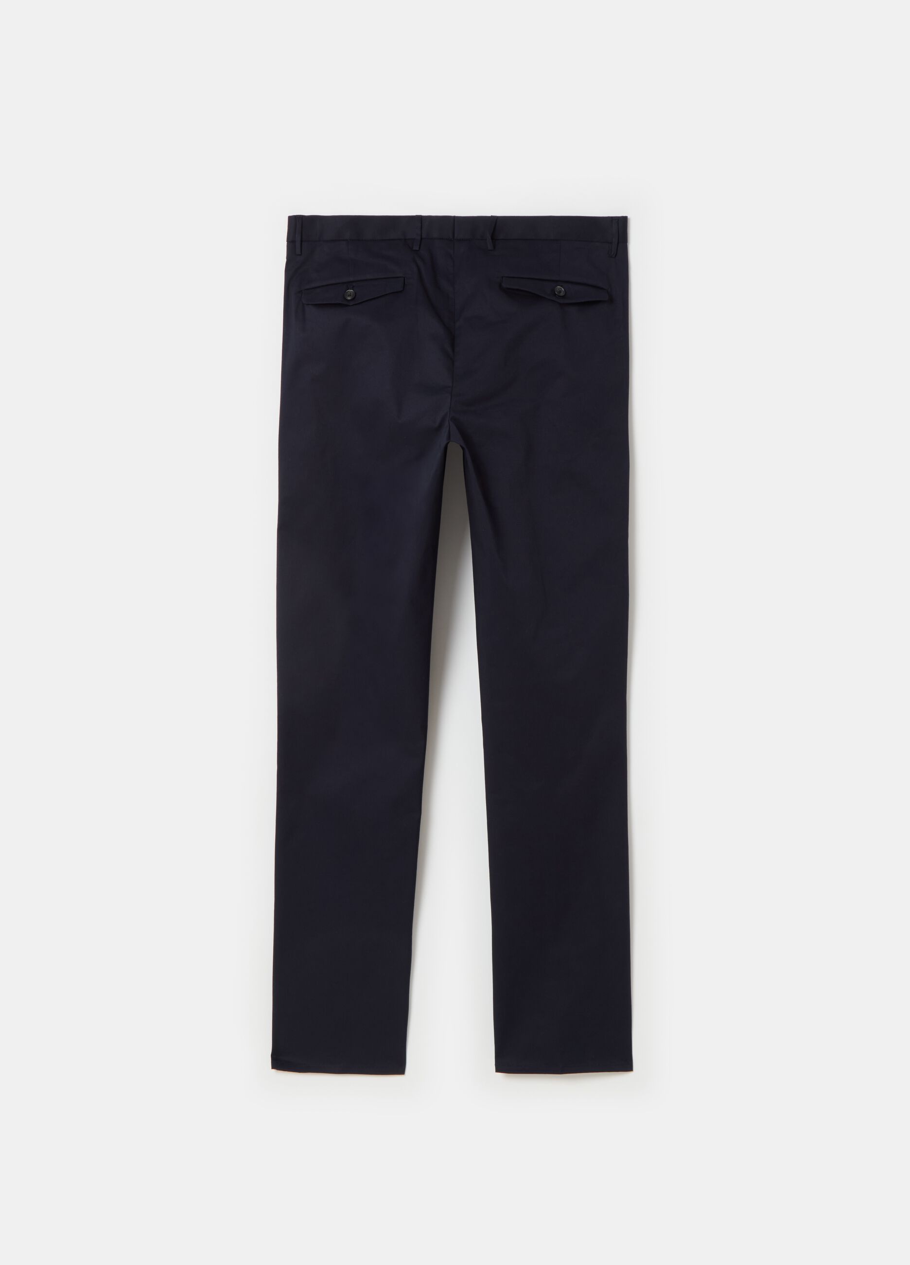 Contemporary chino trousers_4