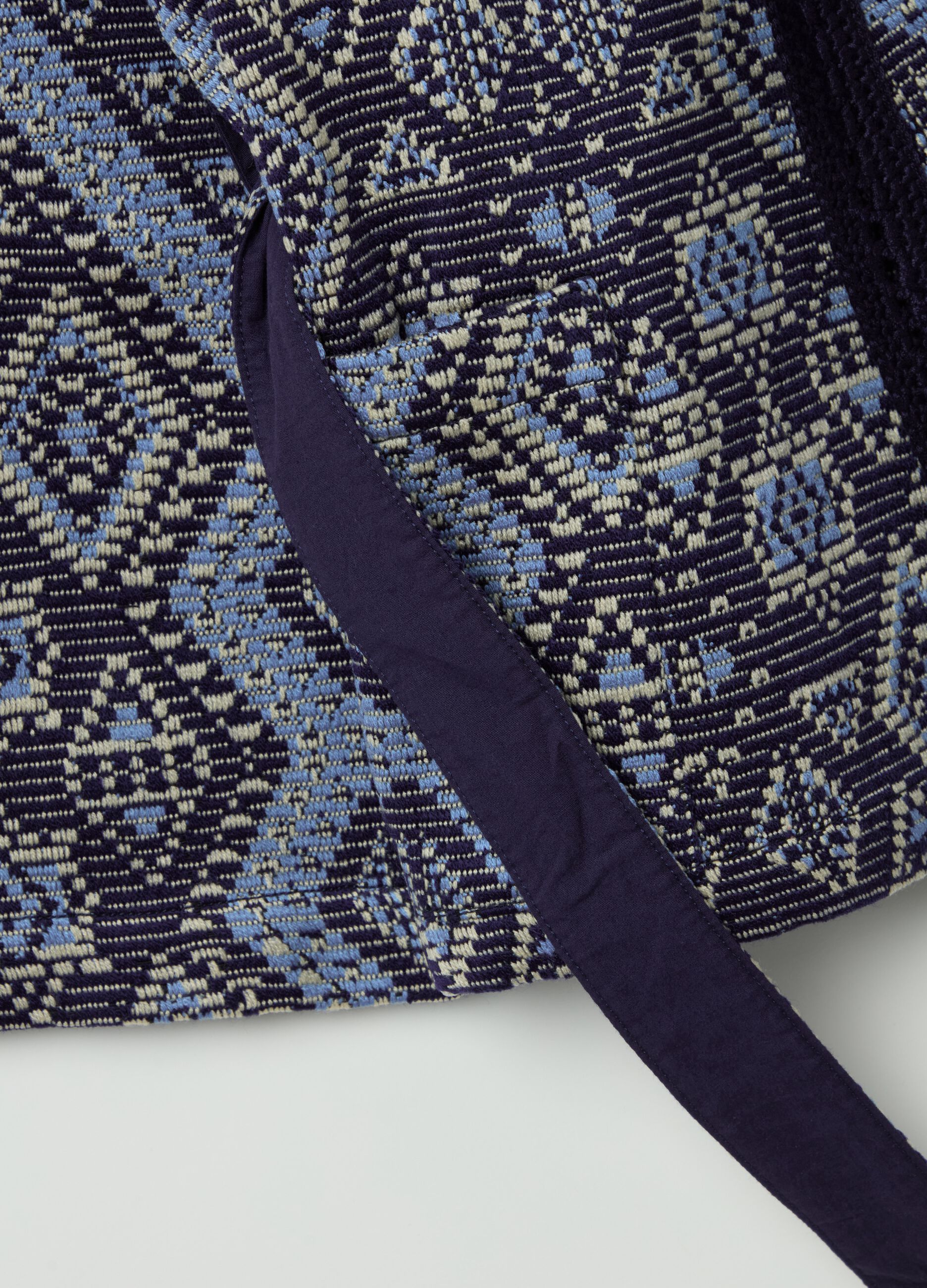 Kimono jacket with geometric jacquard pattern