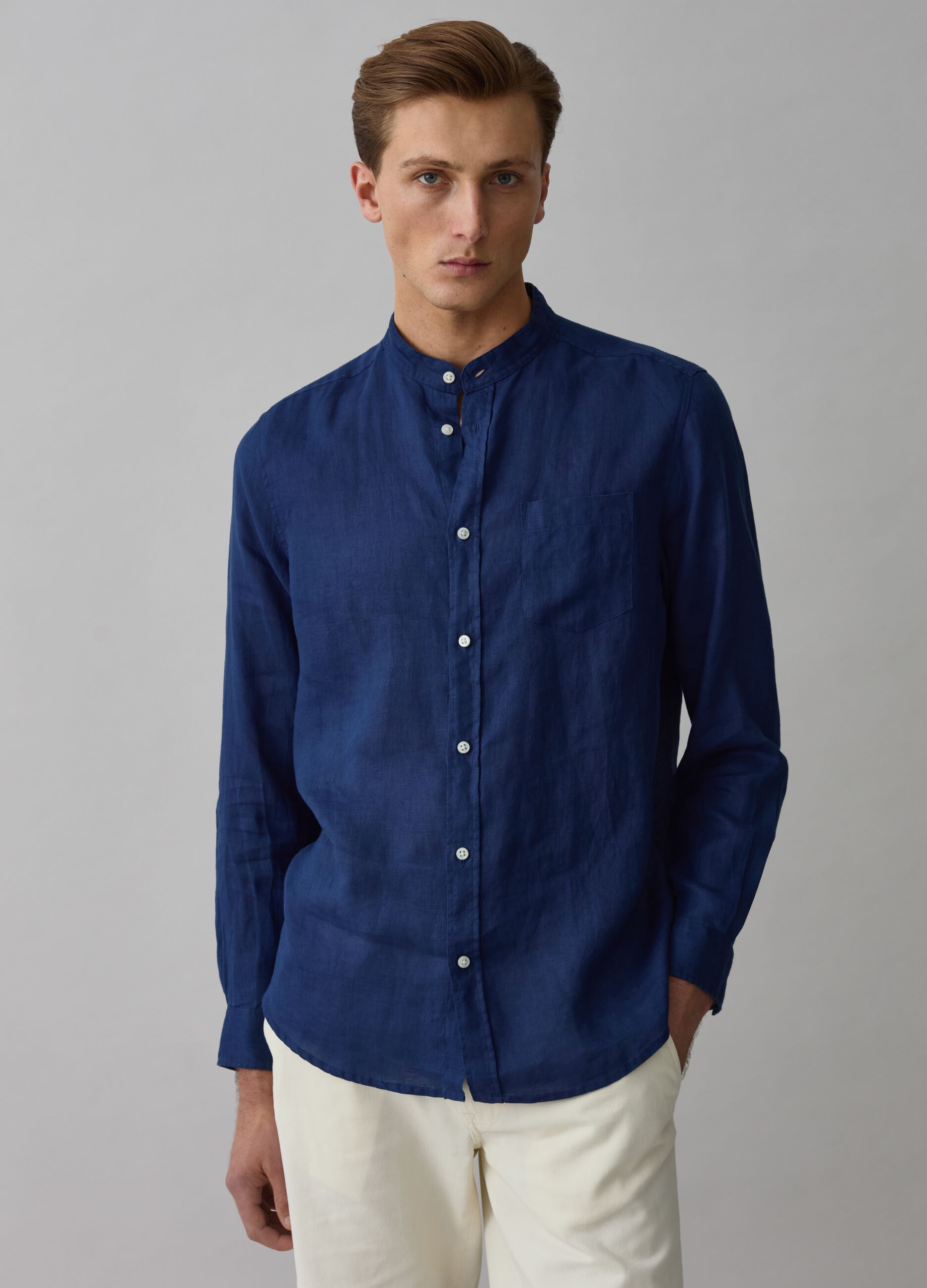 Camisa regular fit de lino cuello mao_0
