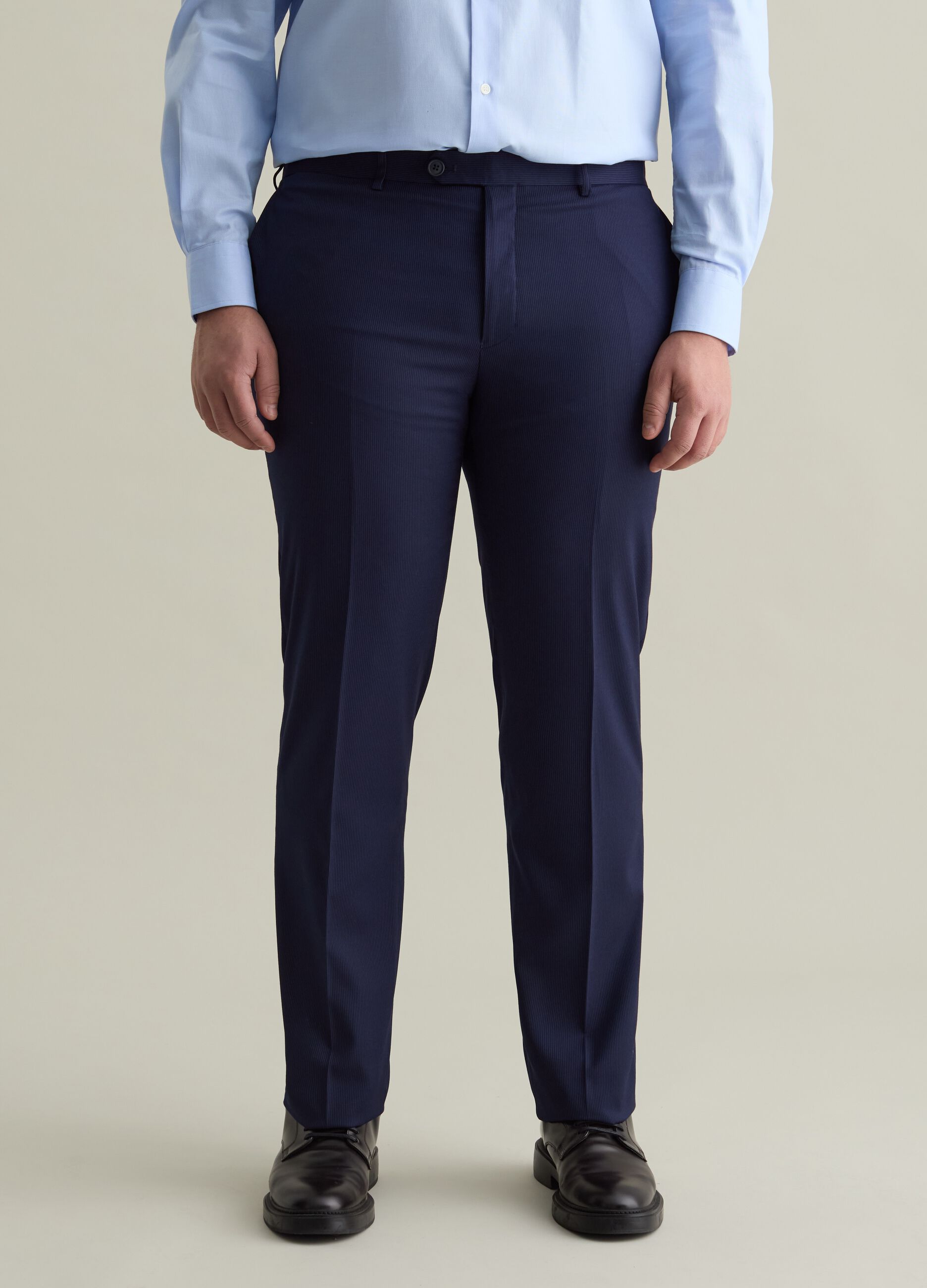 Regular-fit trousers in viscose blend