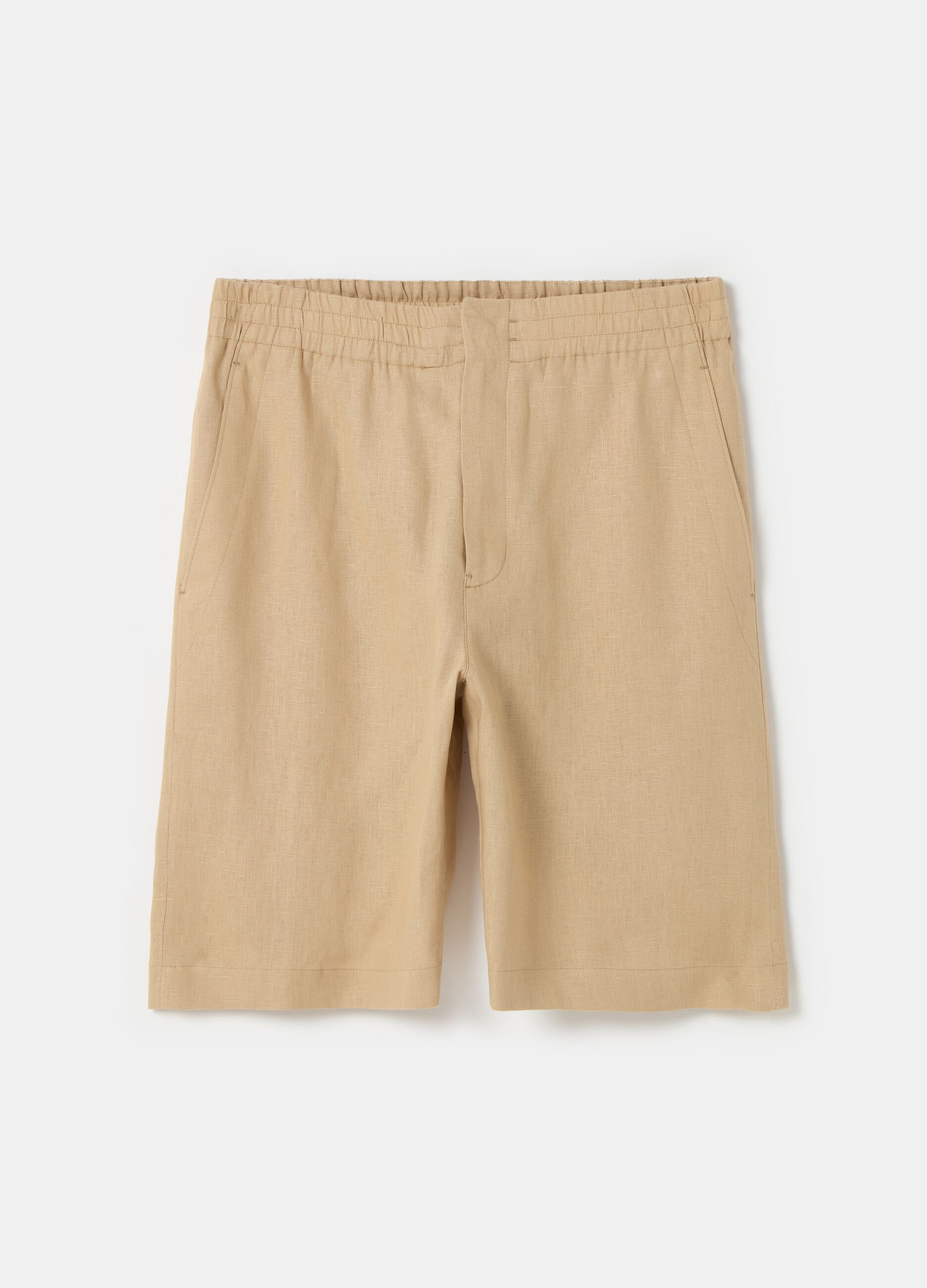Contemporary Bermuda shorts in linen_3