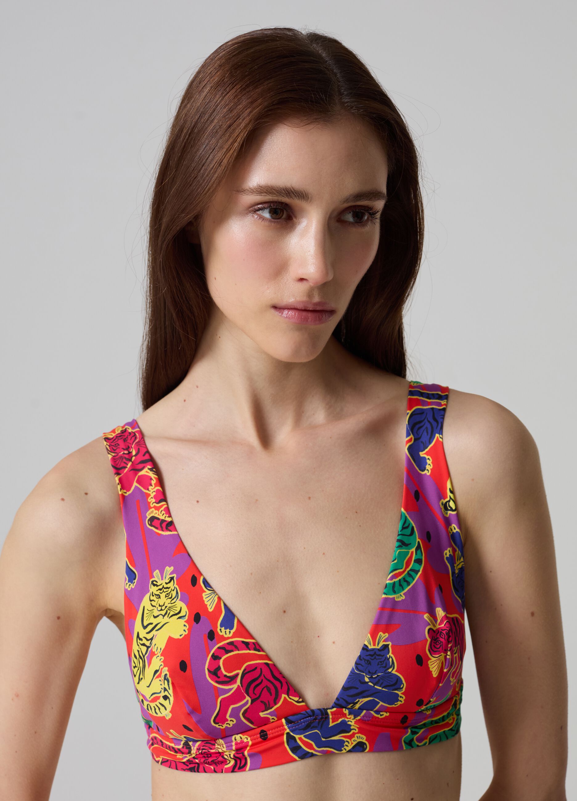 Top bikini de triángulo estampado exótico_1