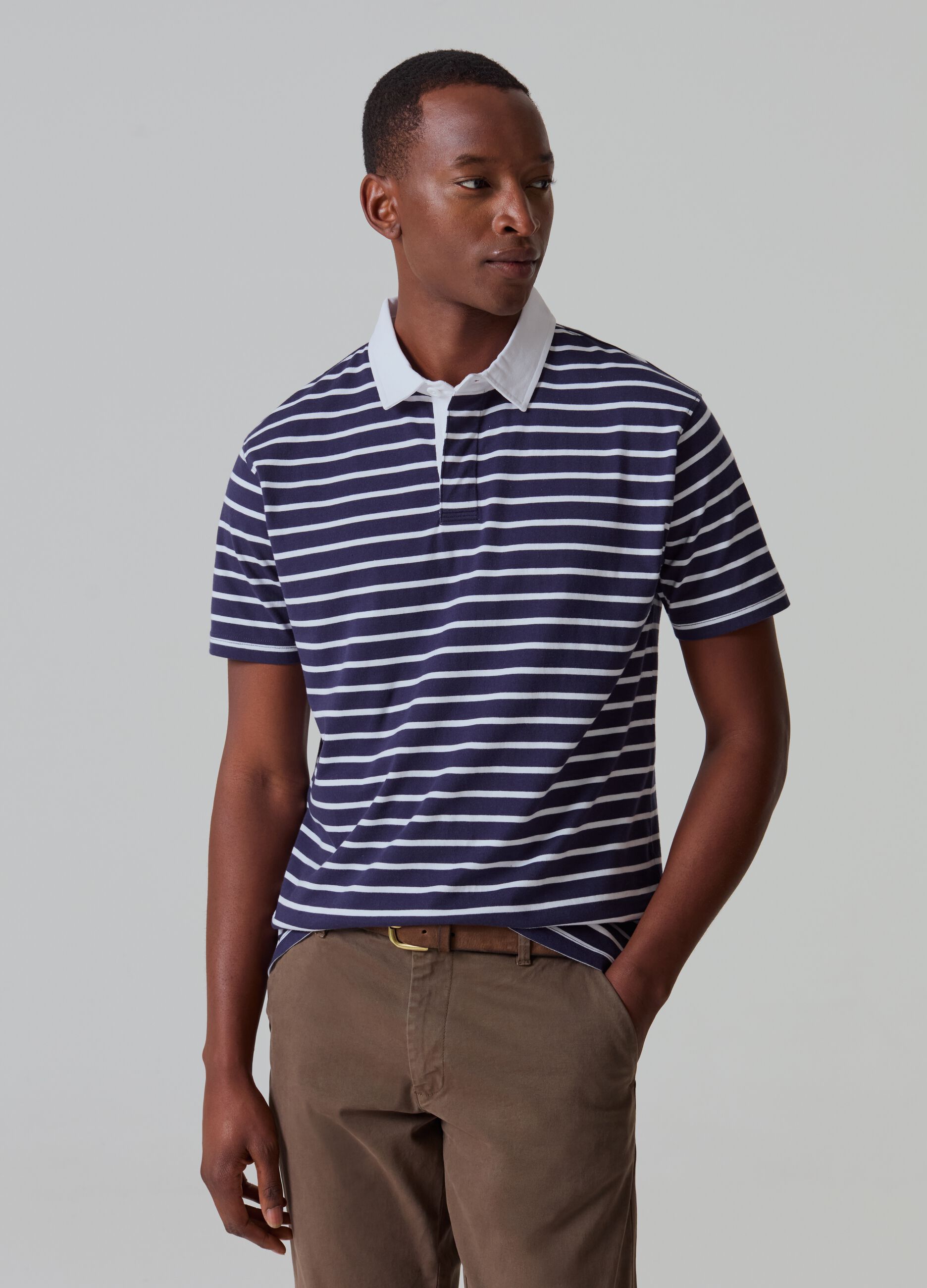 Striped polo shirt with contrasting collar_0