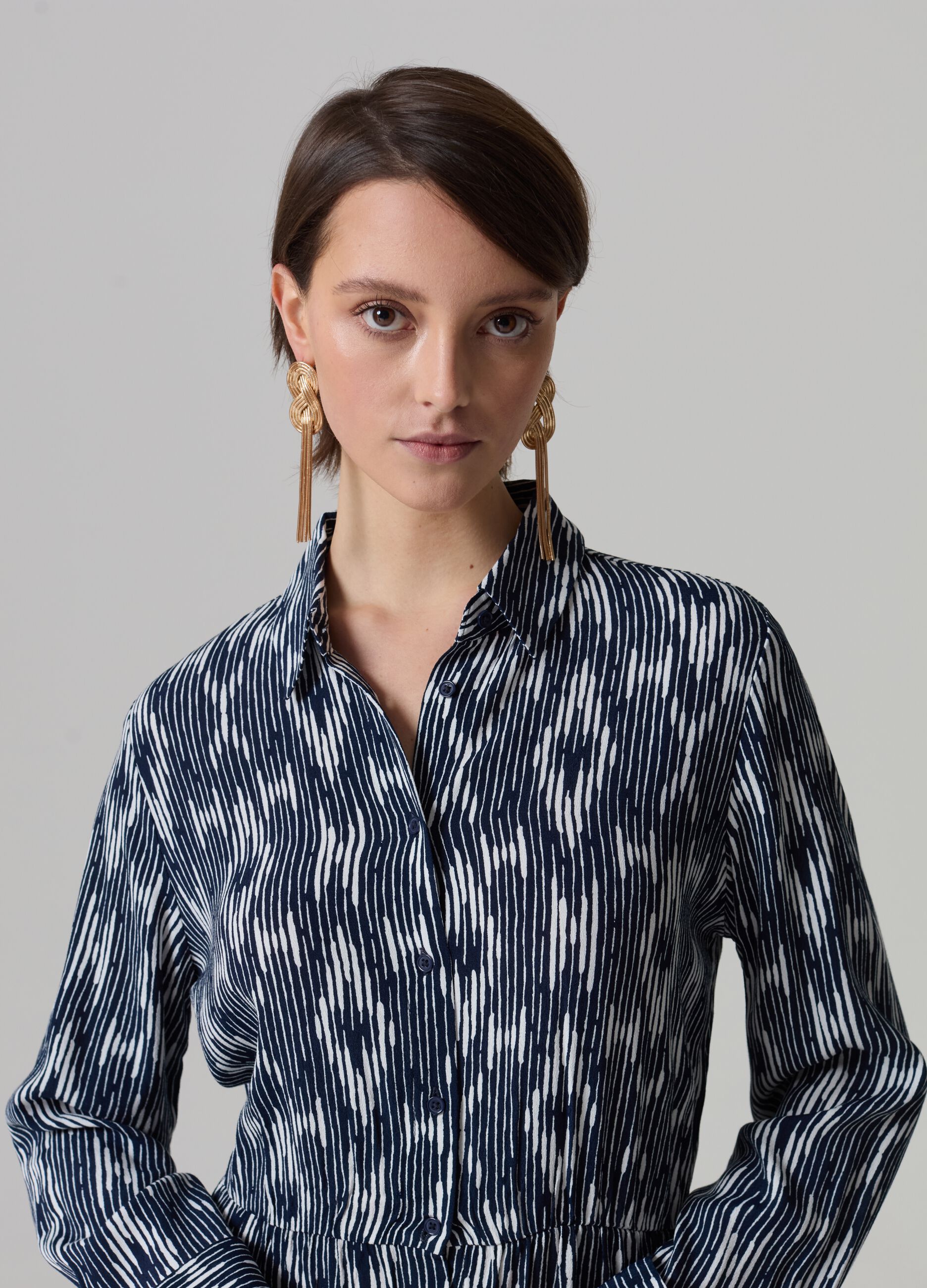 Vestido camisero largo con estampado ikat_1