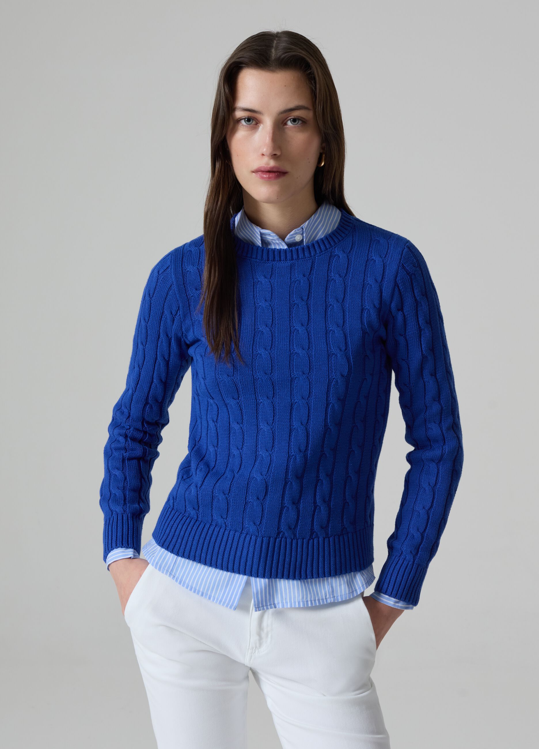 Ribbed pullover with cable-knit design_0