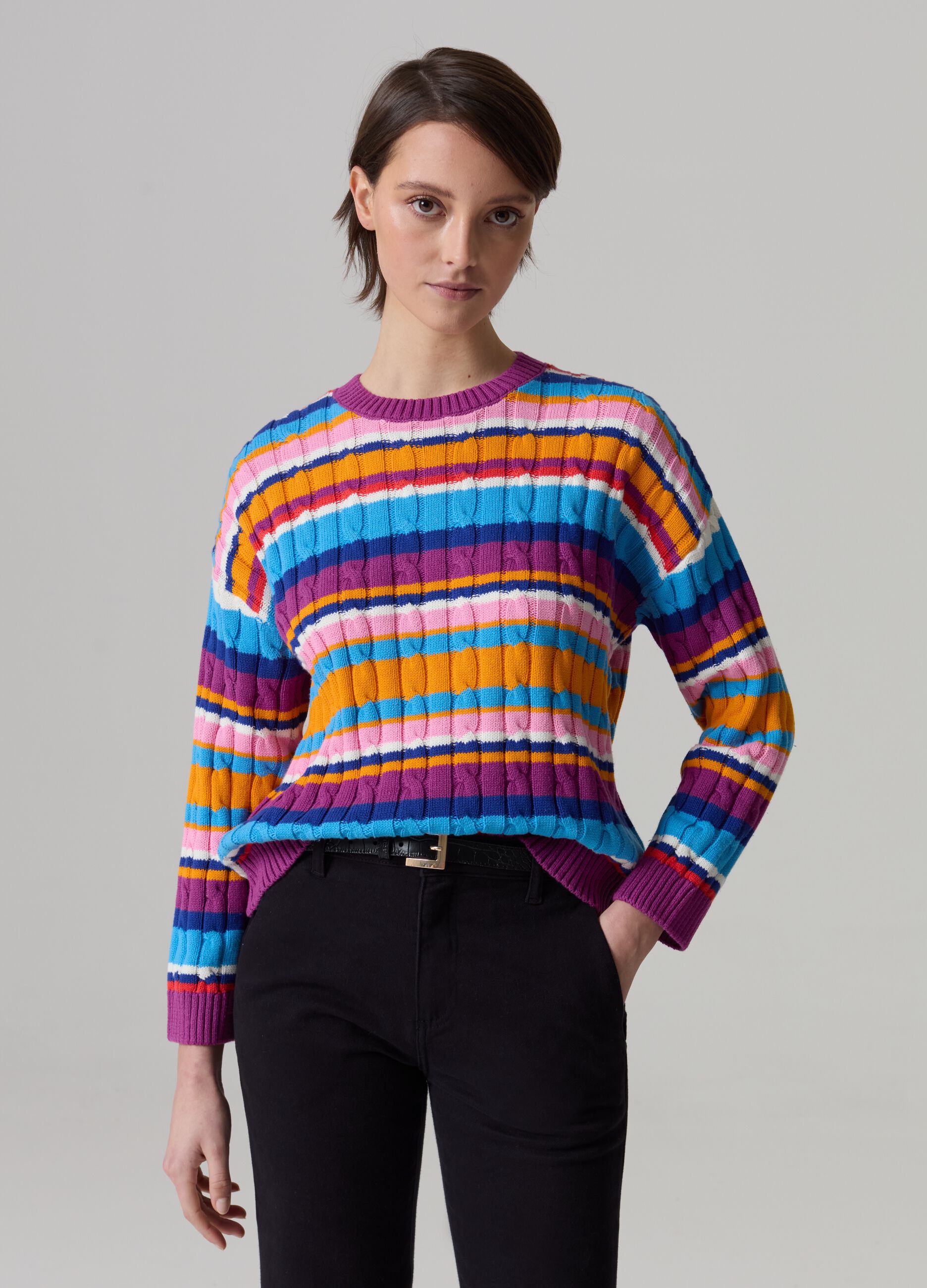 Striped pullover with cable-knit design_1