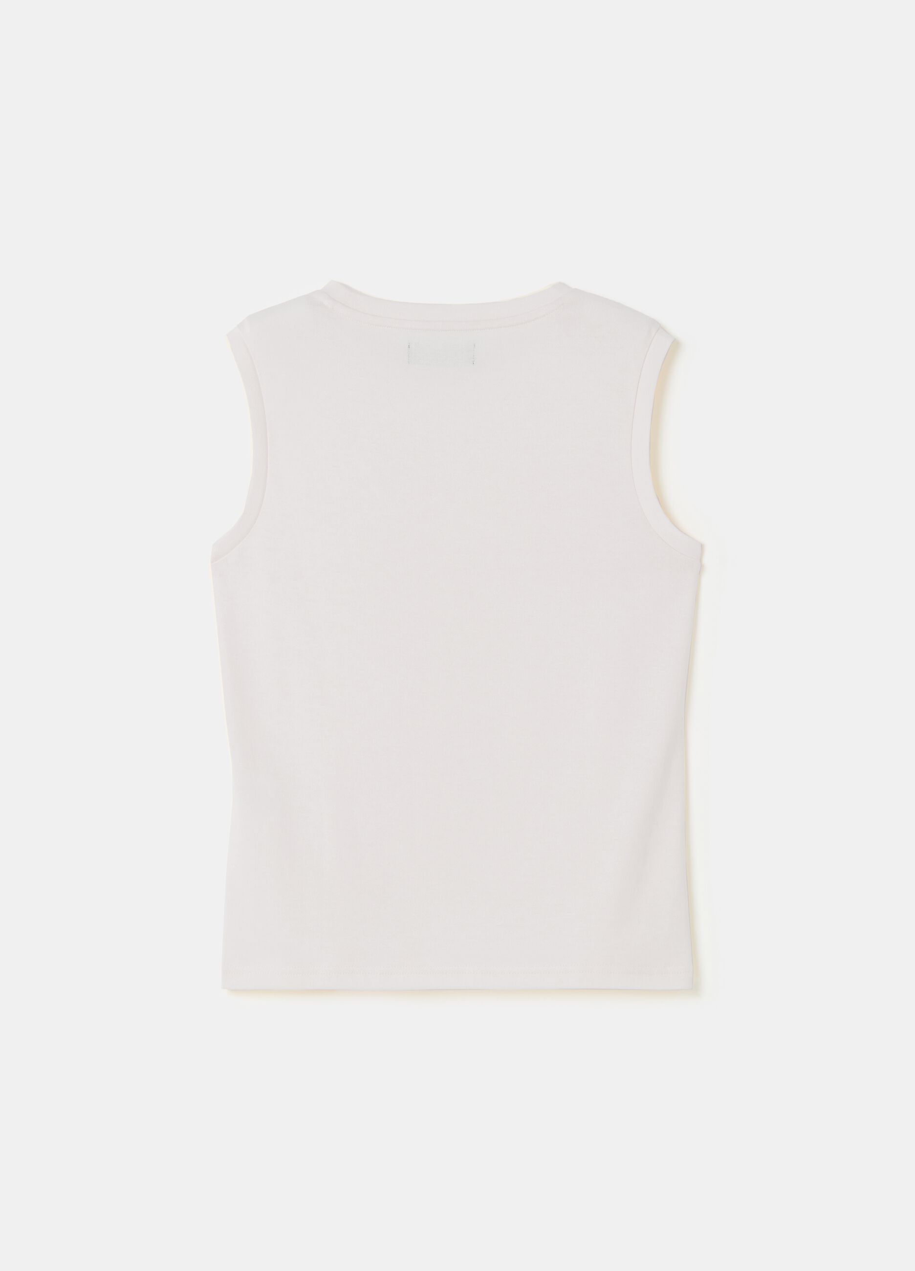 Contemporary sleeveless top_4