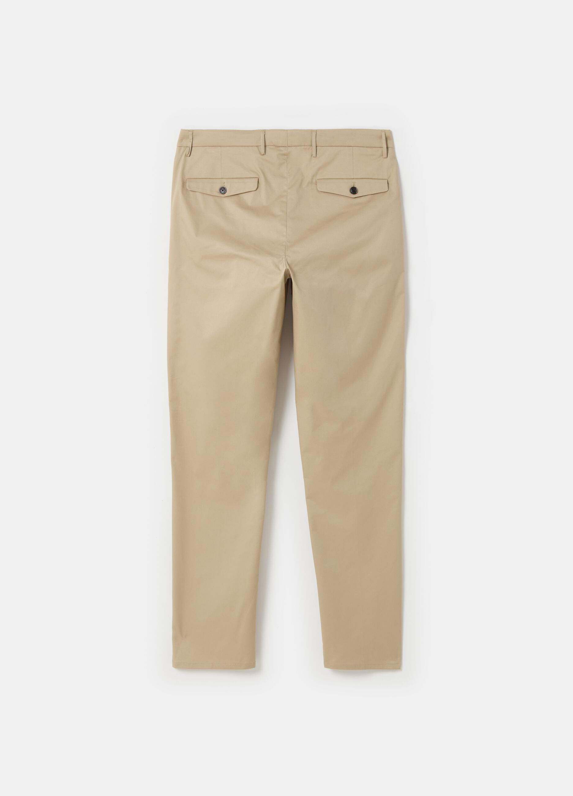 Contemporary chino trousers_4